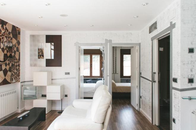 Two-Bedroom Suite - Photo 123