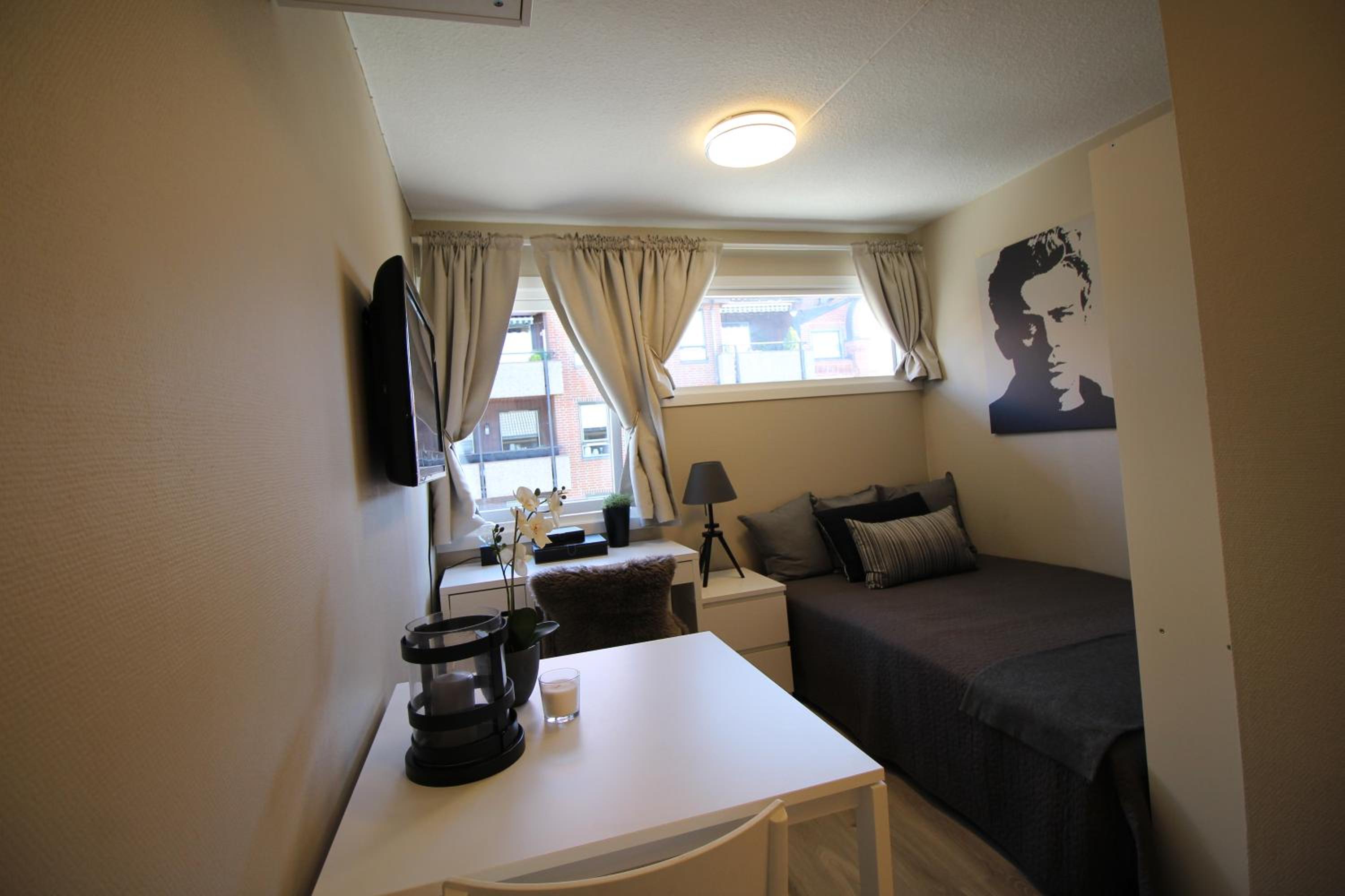 Studio Apartment photo 2