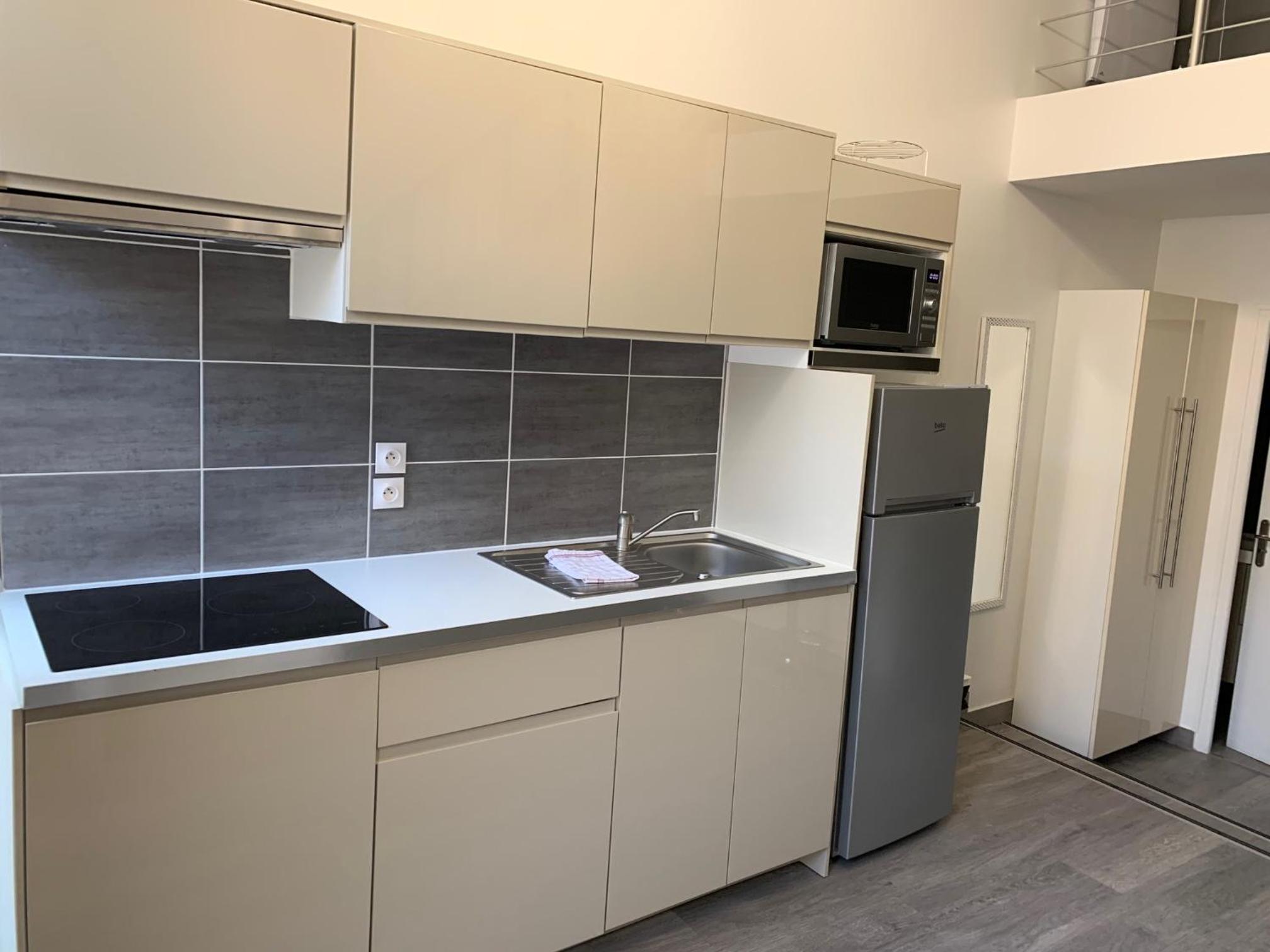Superior Duplex Apartment with Terrace (5 Adults) photo 2