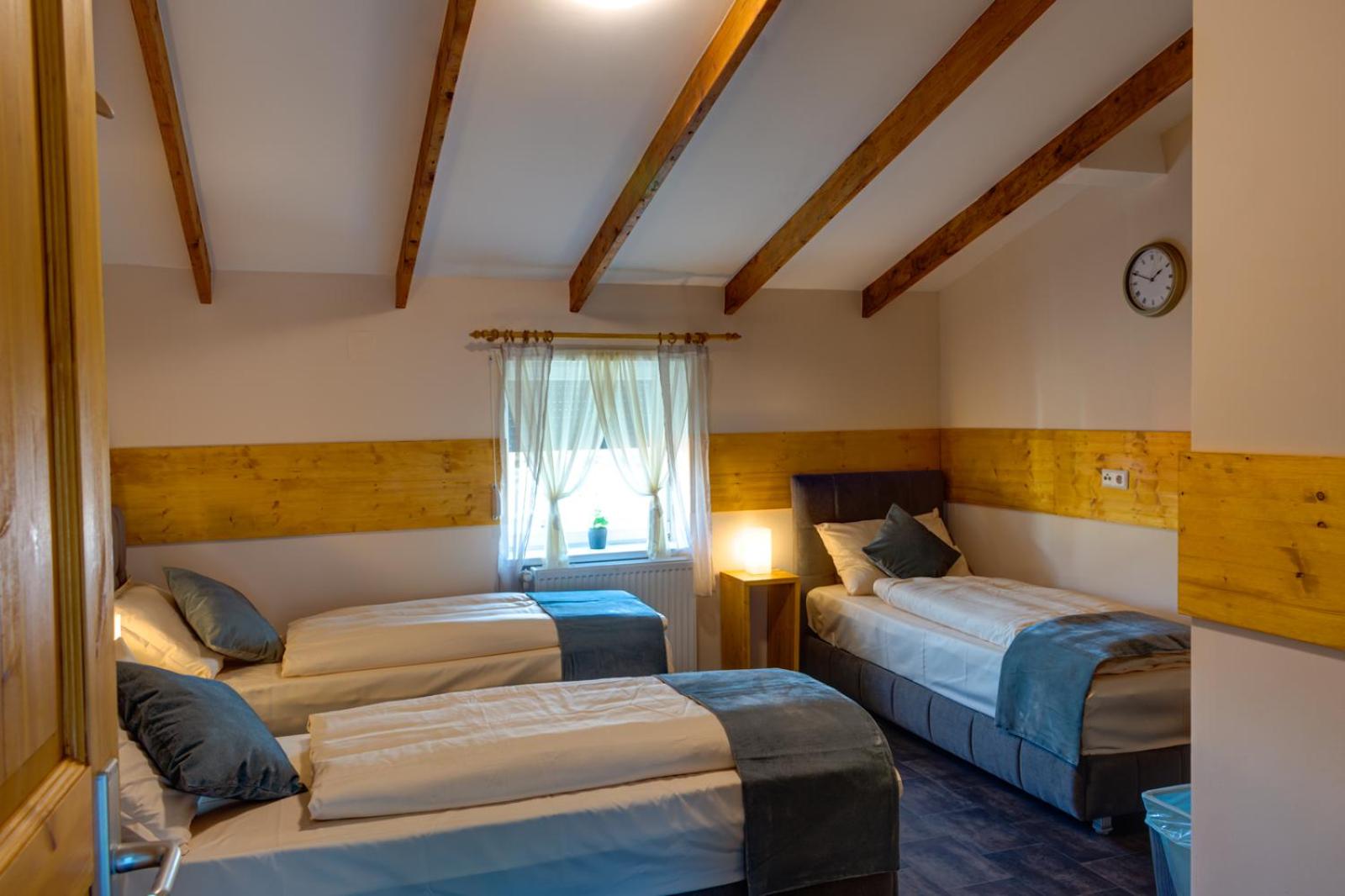 Triple Room - Photo 3