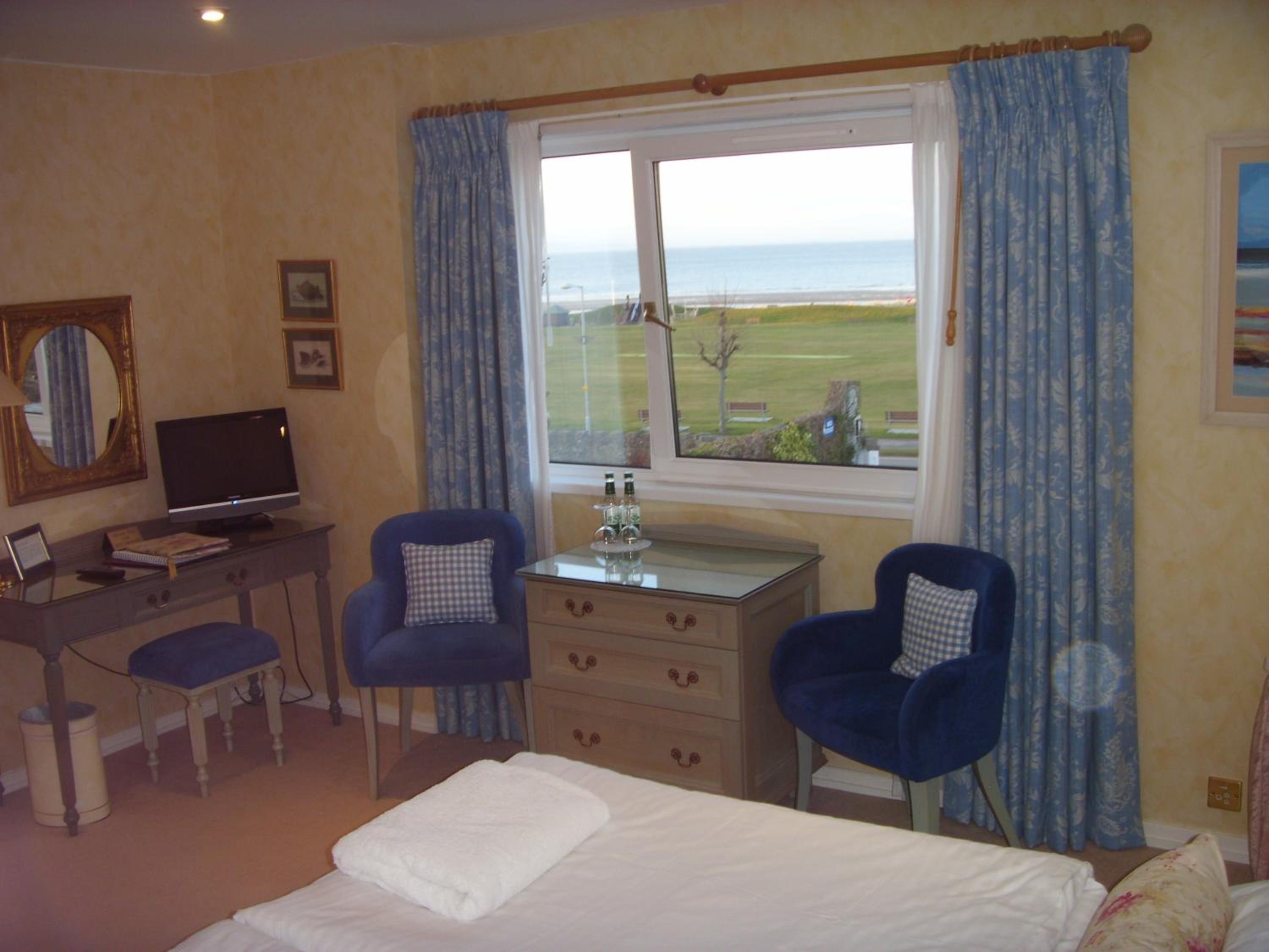 Superior Double or Twin Room with Sea View