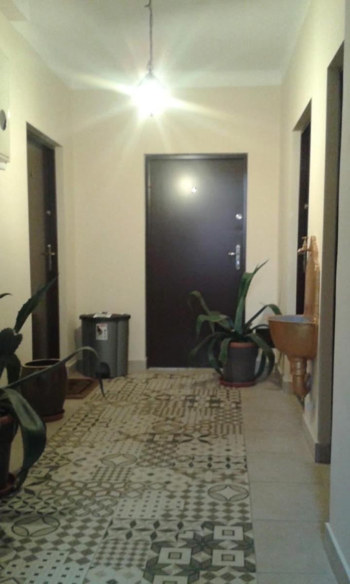 Large Double Room - Photo 18