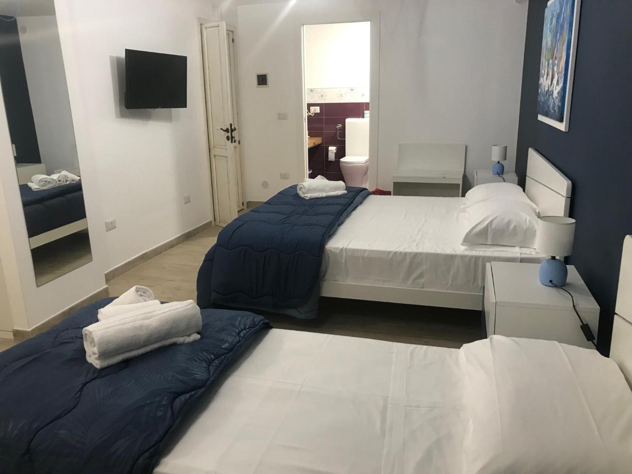 Classic Triple Room photo 2