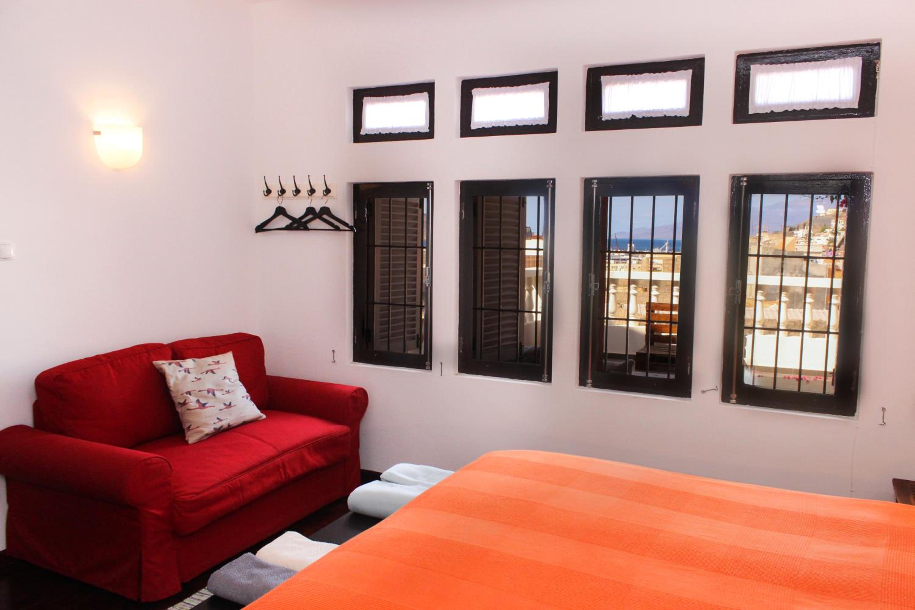 Large Double Room photo 1