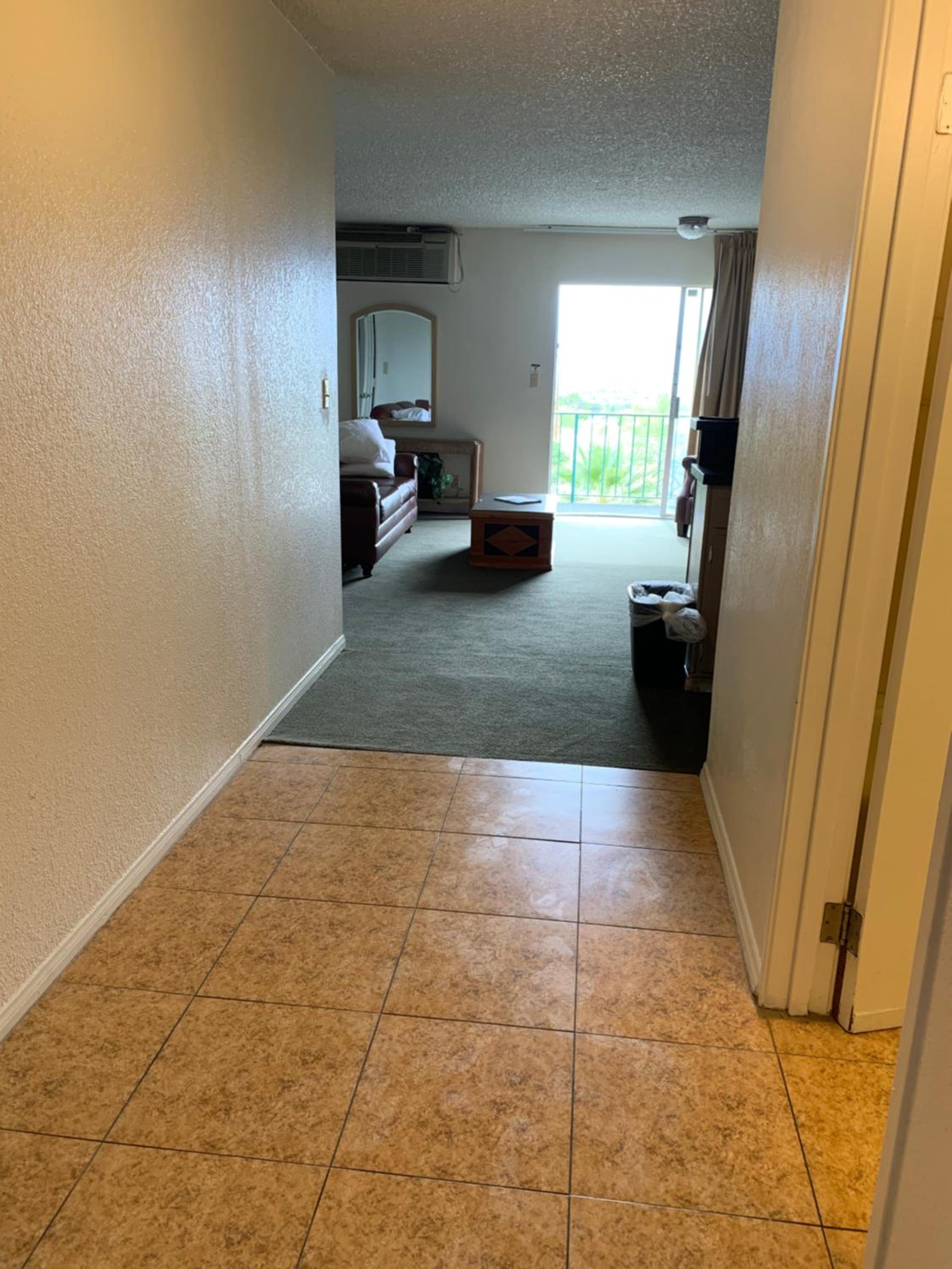 King Suite - Photo 6