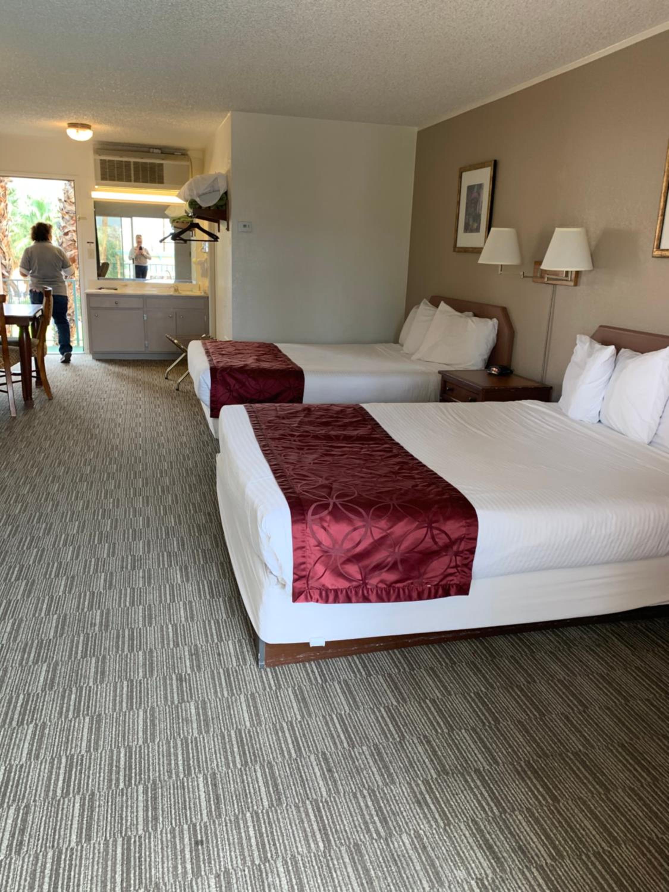 Deluxe Queen Room with Two Queen Beds - Photo 2