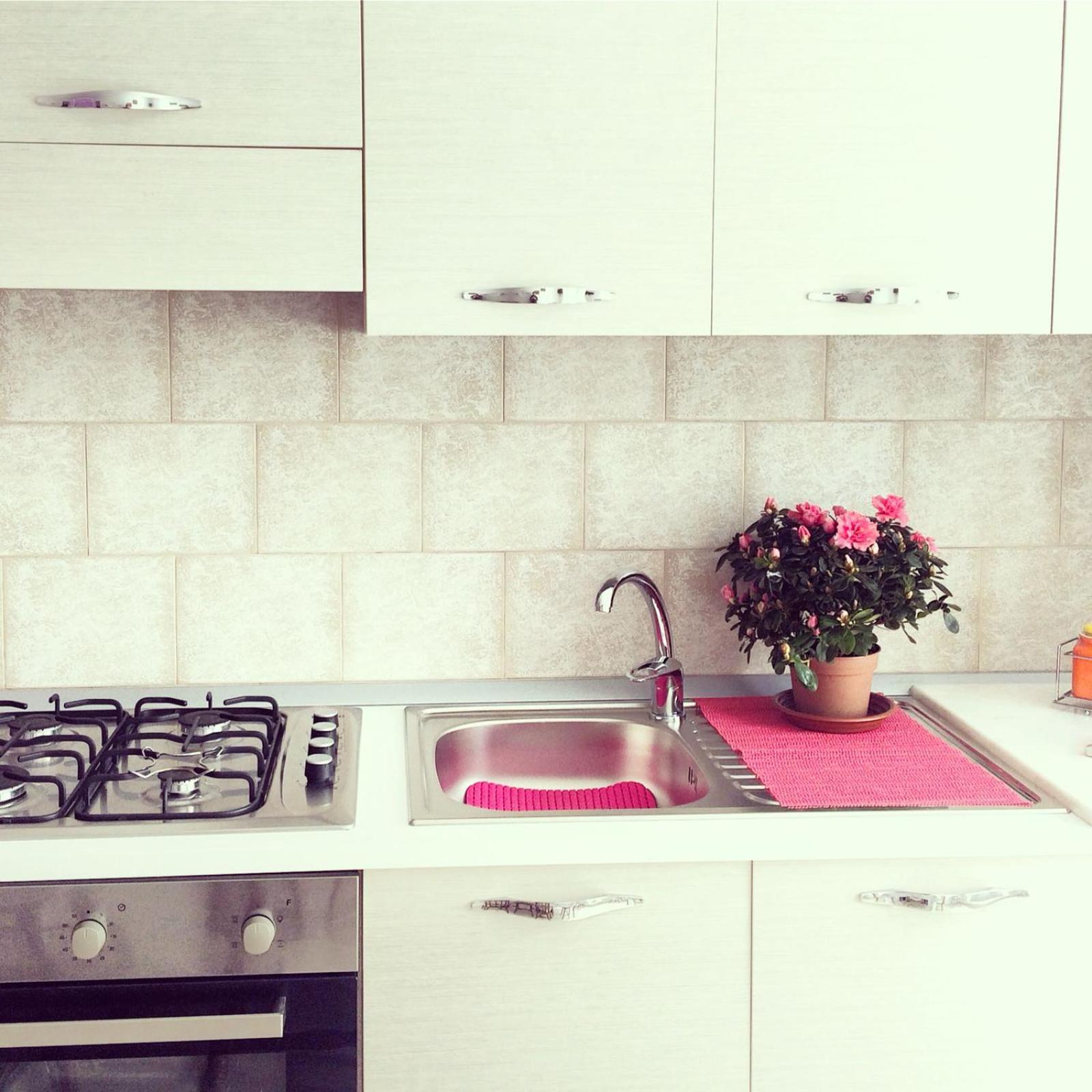 Apartment with Balcony - Photo 3