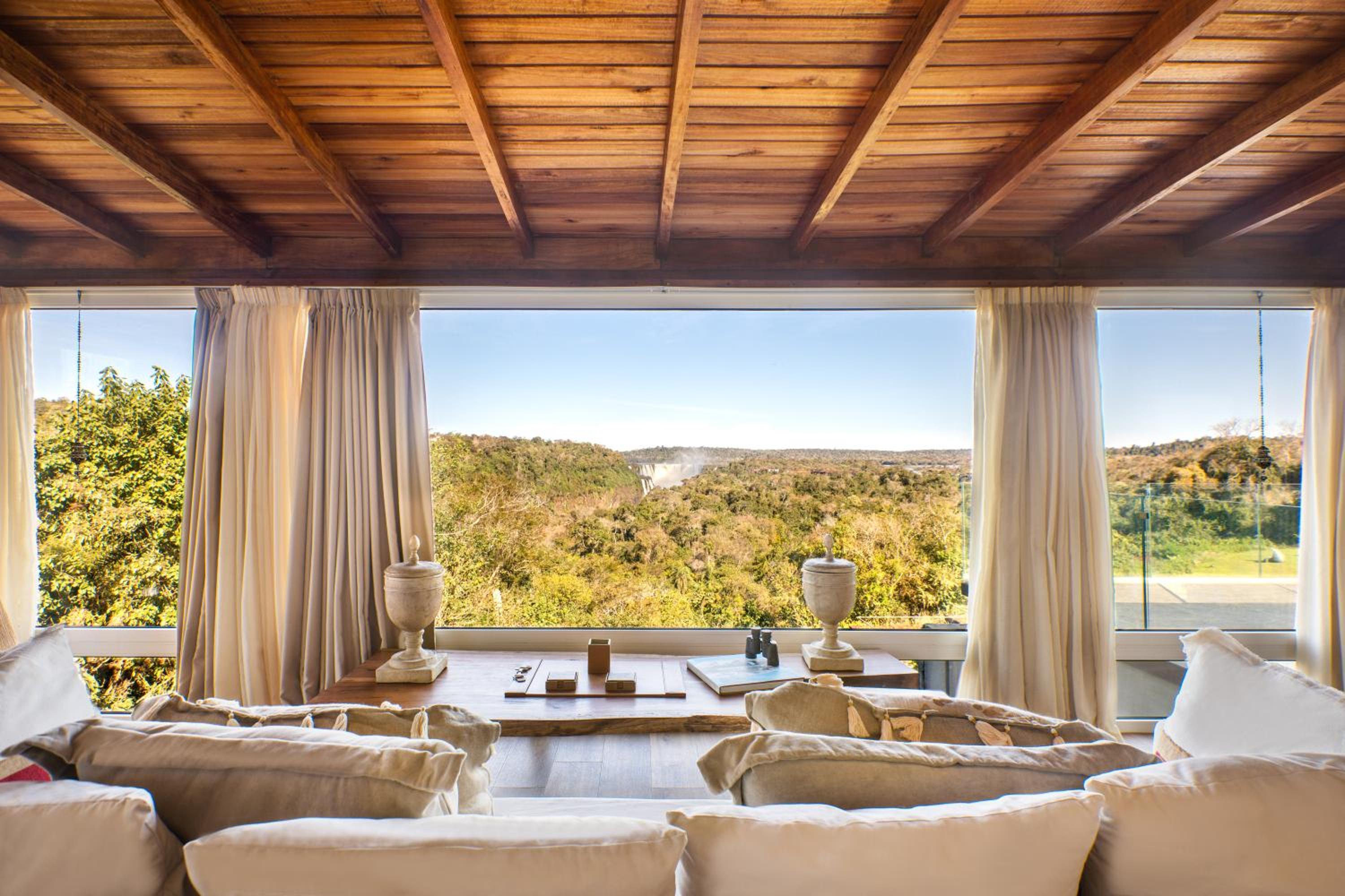 Presidential Suite Red Level with Waterfall View