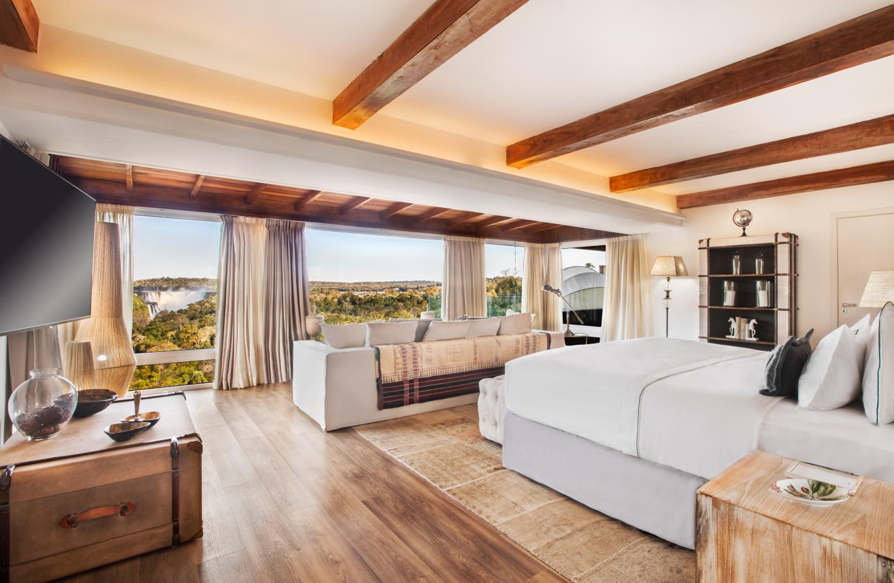 Presidential Suite Red Level with Waterfall View