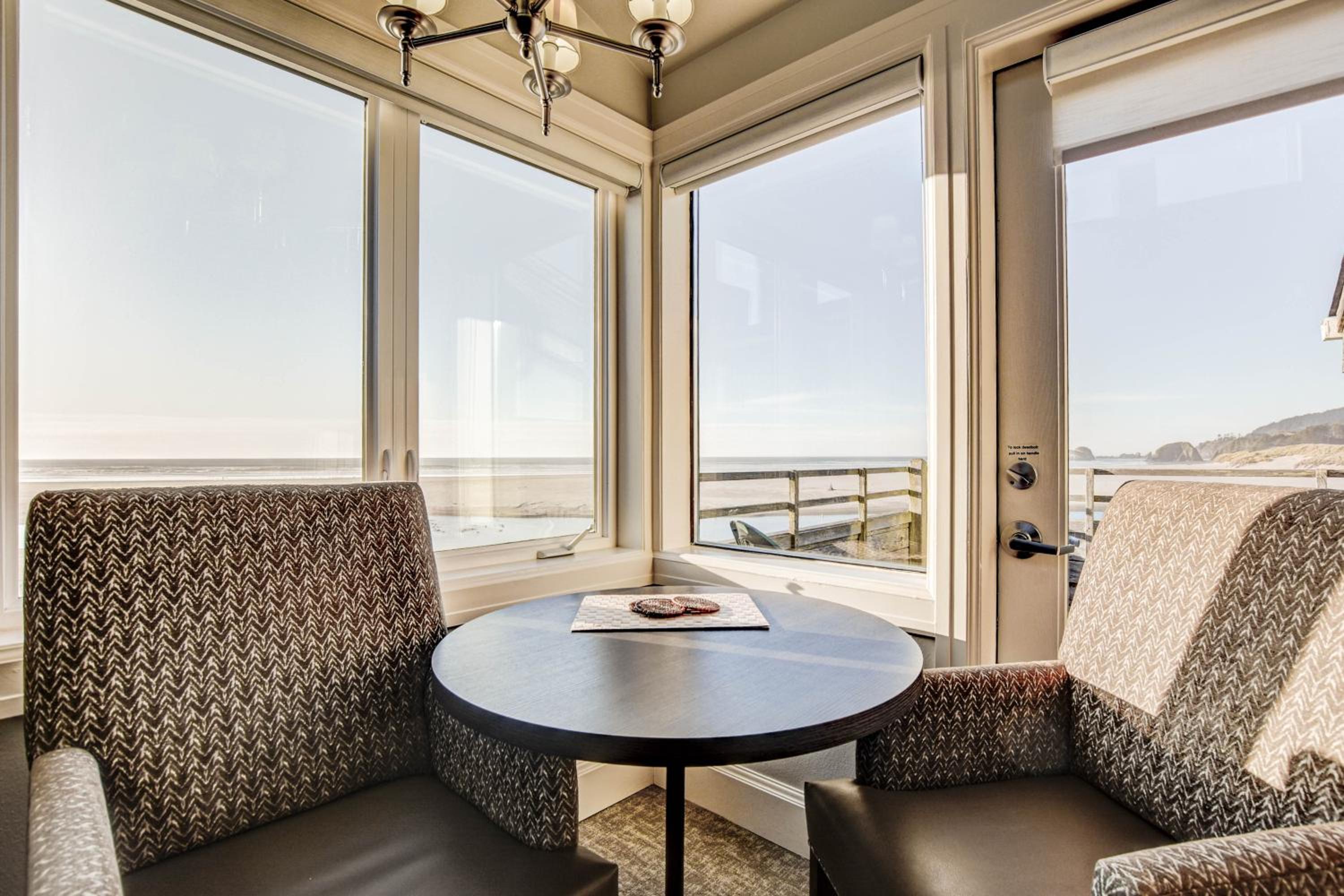 Flagship - Ocean Front Junior Suite photo 2