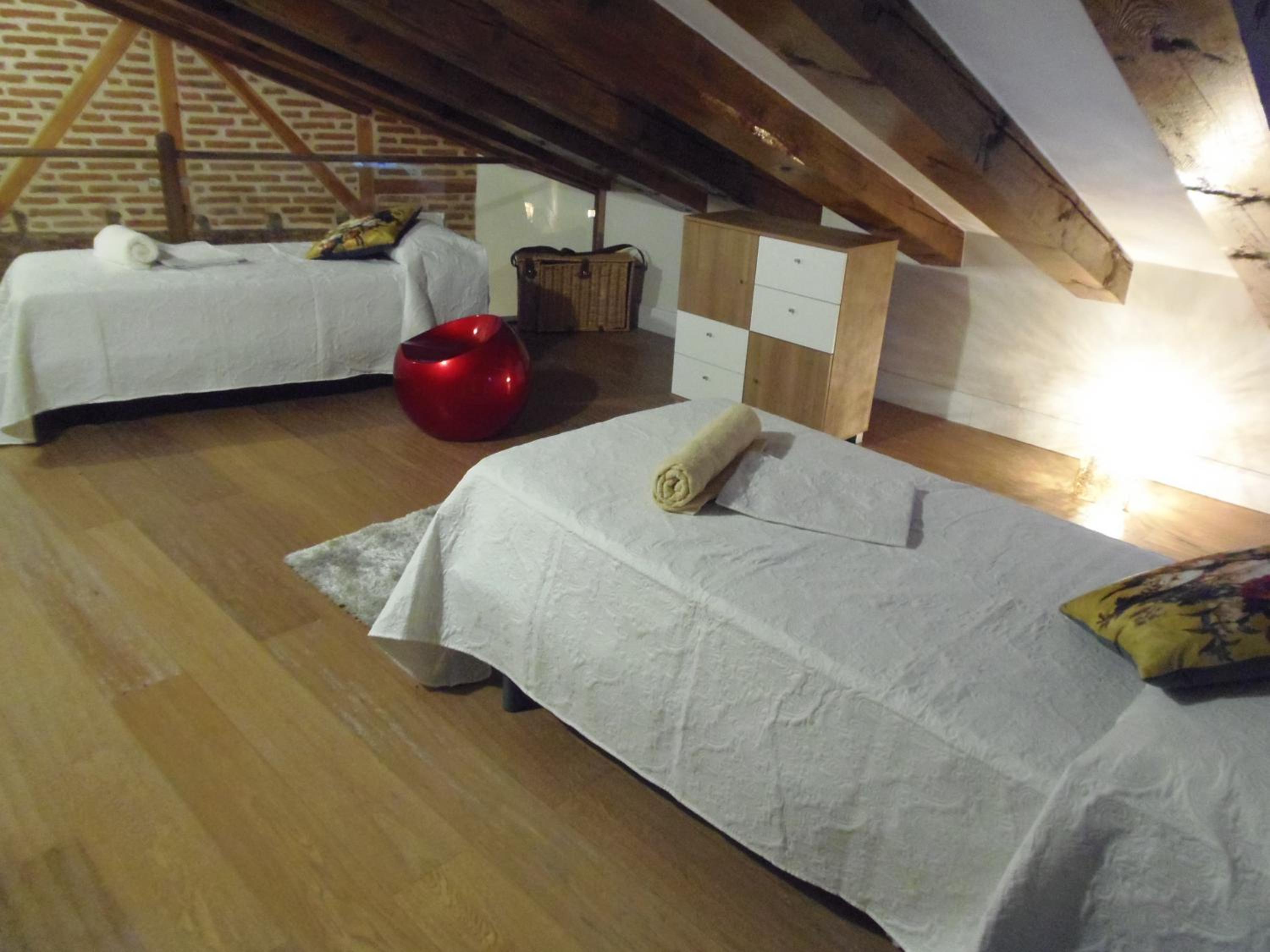 Three-Bedroom Apartment - Photo 43