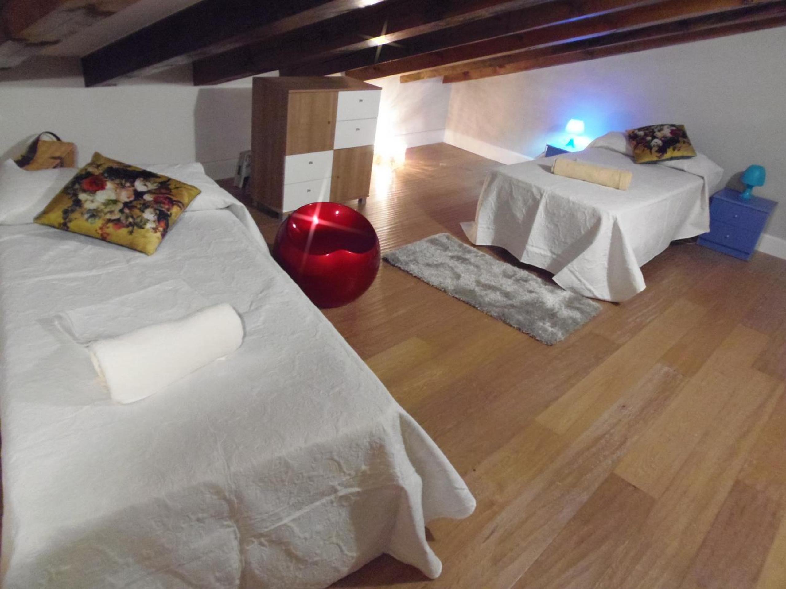 Three-Bedroom Apartment - Photo 45