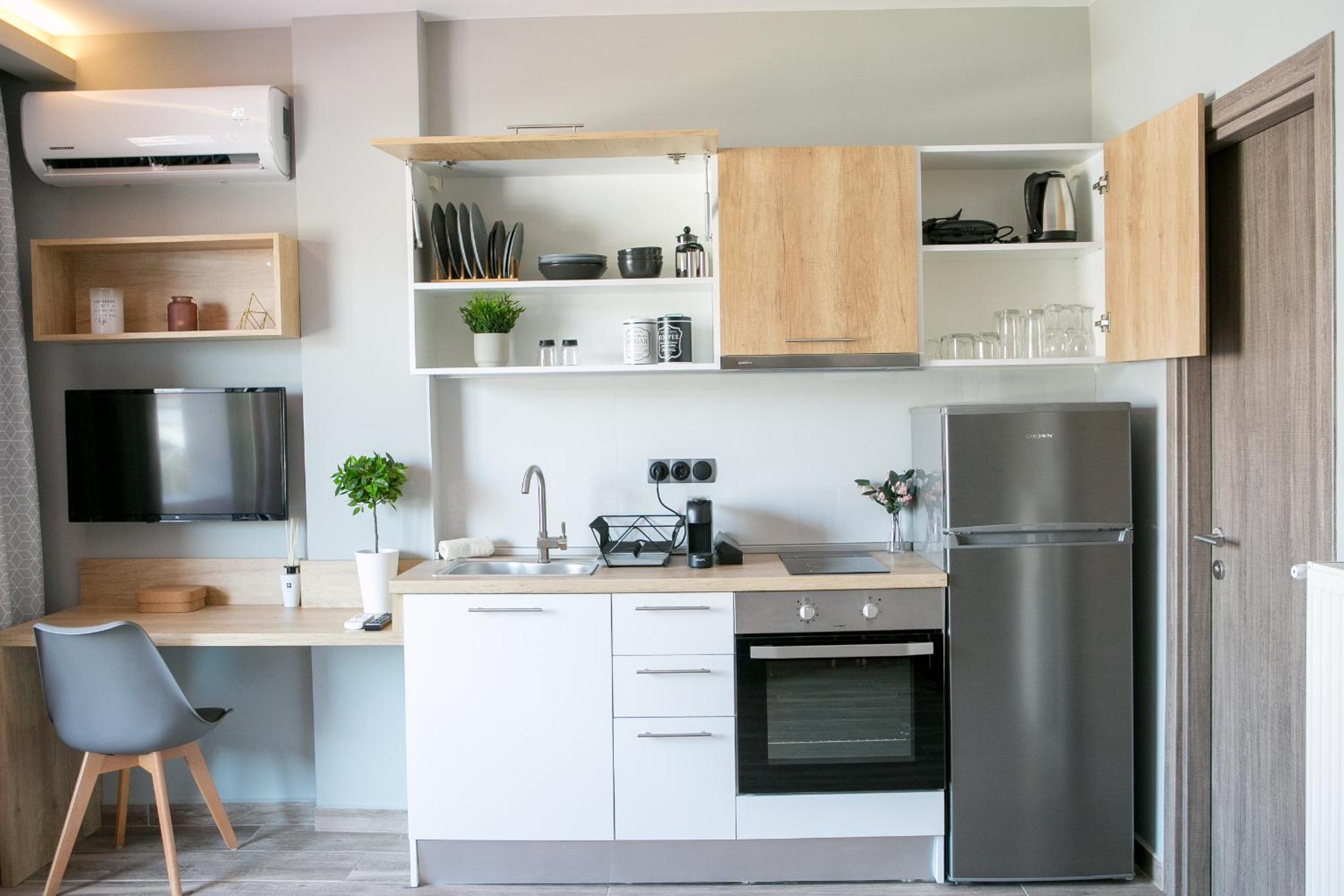 Two-Bedroom Apartment - Photo 2