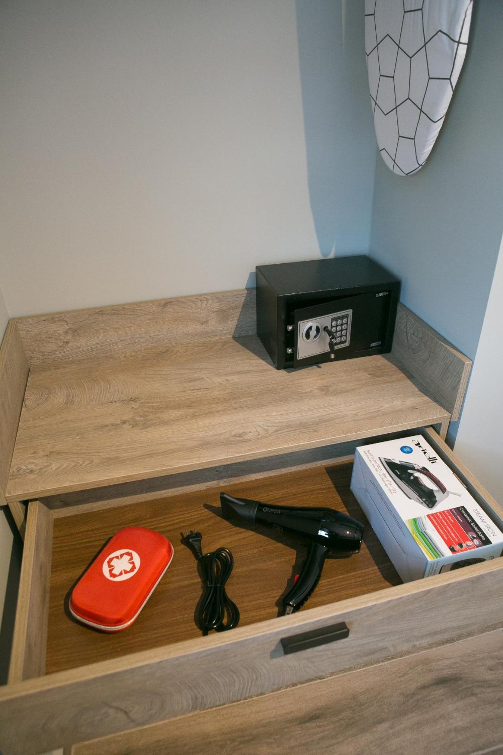 Two-Bedroom Apartment - Photo 7