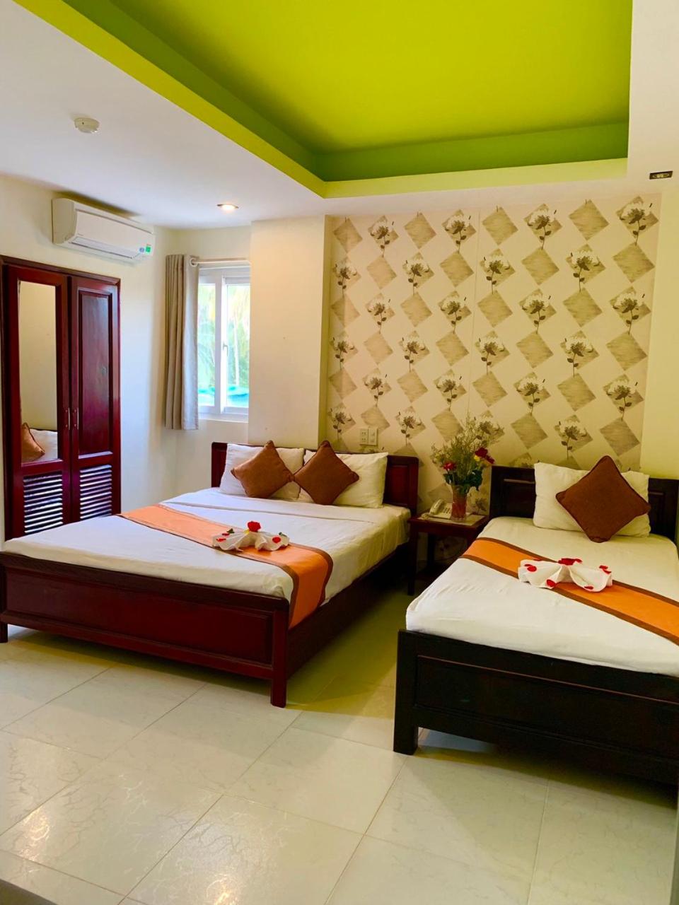 Basic Triple Room