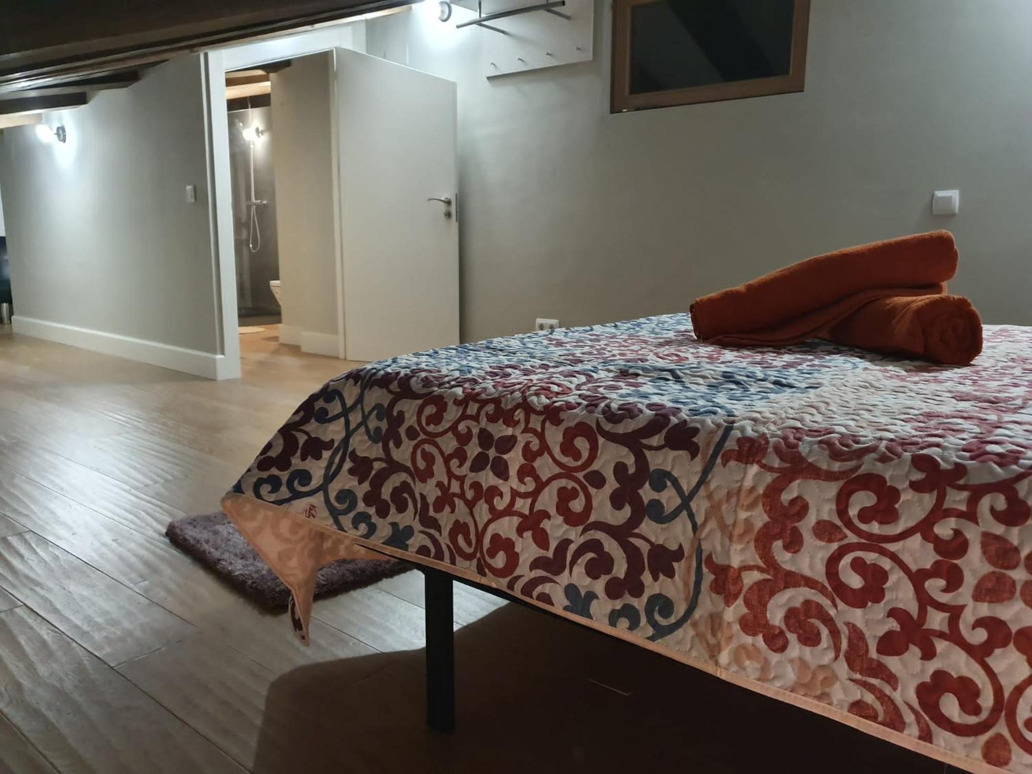 Three-Bedroom Apartment - Photo 47
