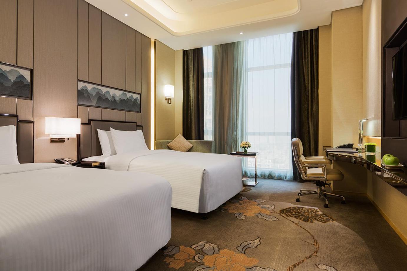 Grand Deluxe Twin Room photo 2