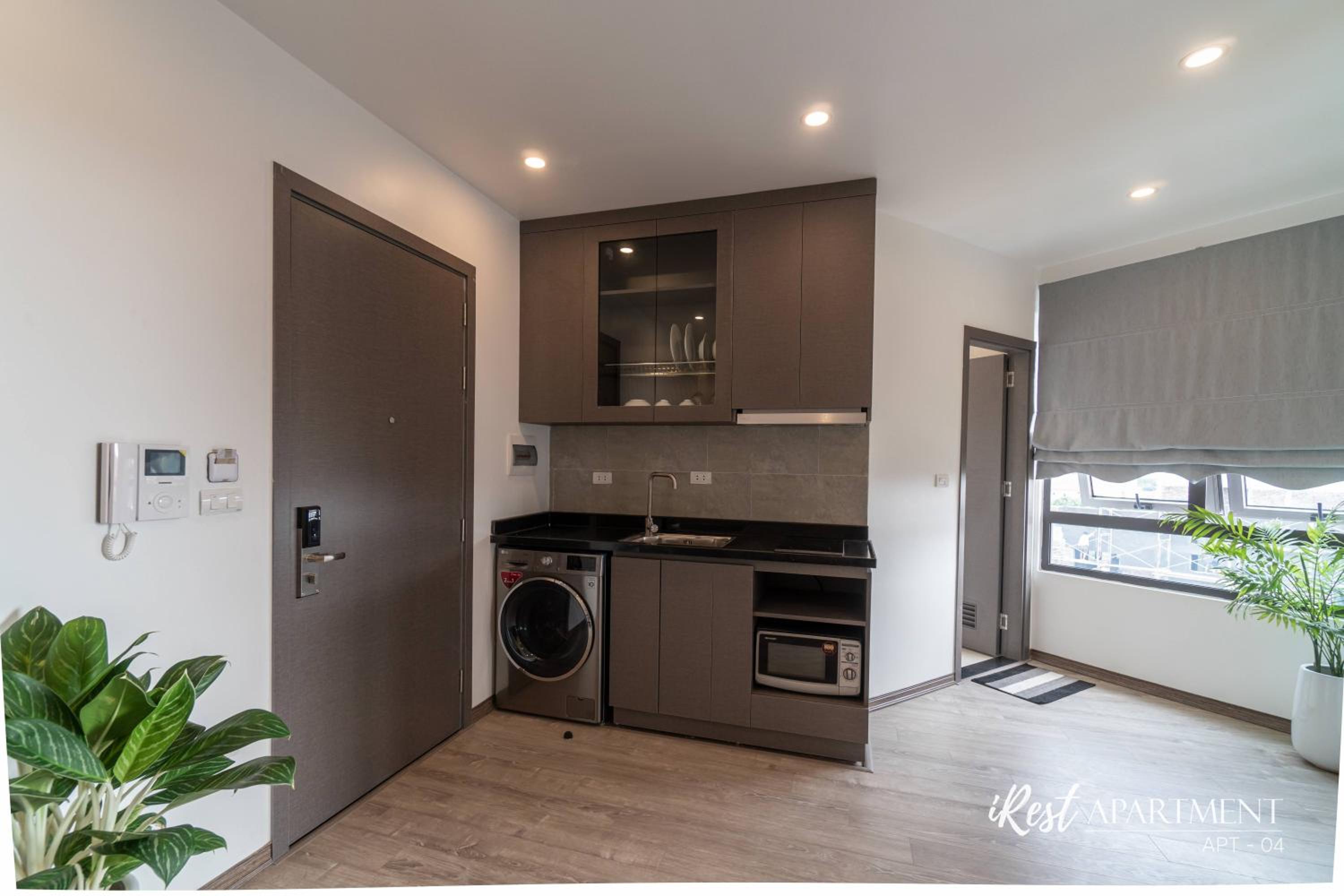 One-Bedroom Apartment - Photo 9