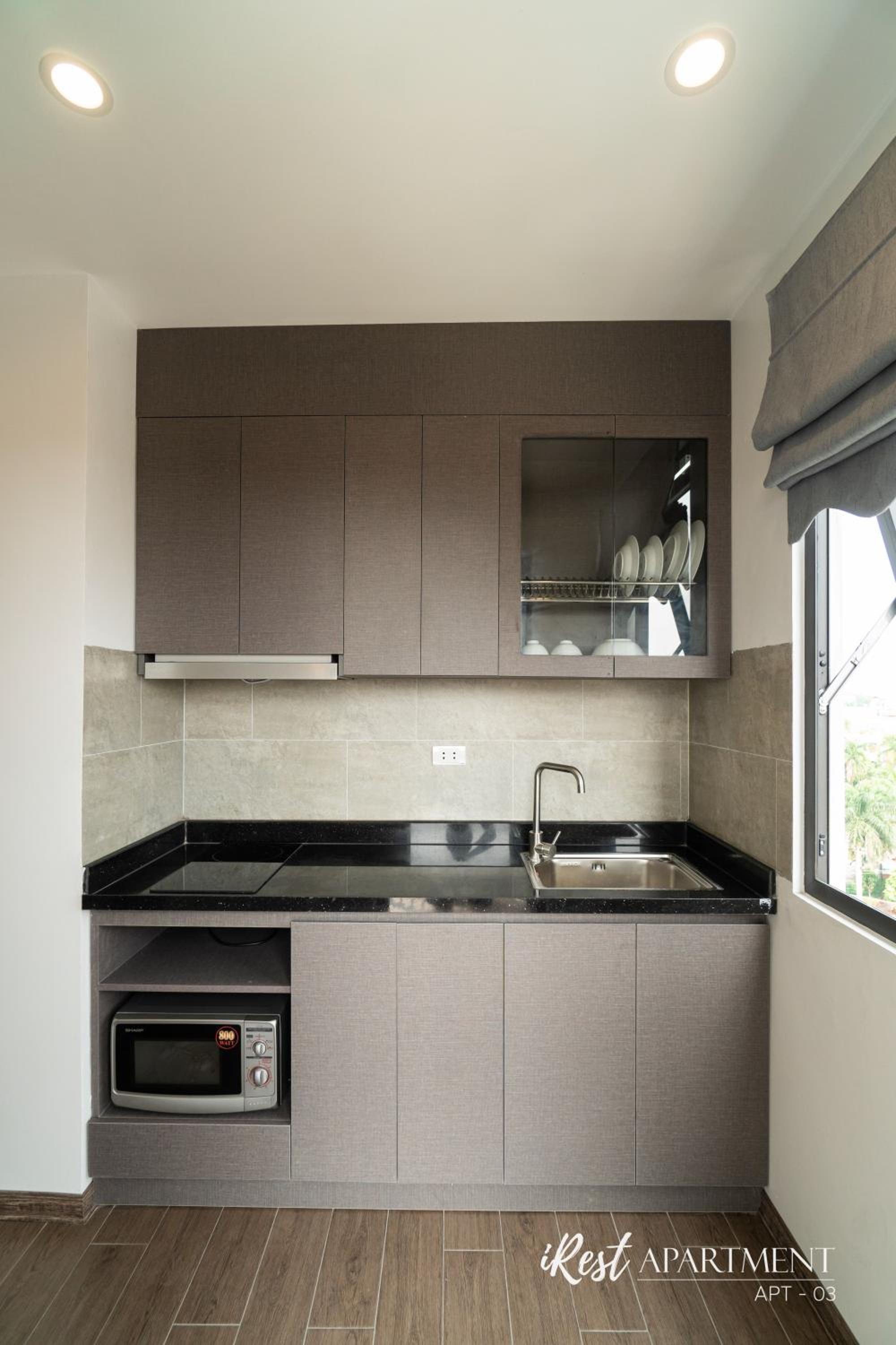 One-Bedroom Apartment - Photo 8