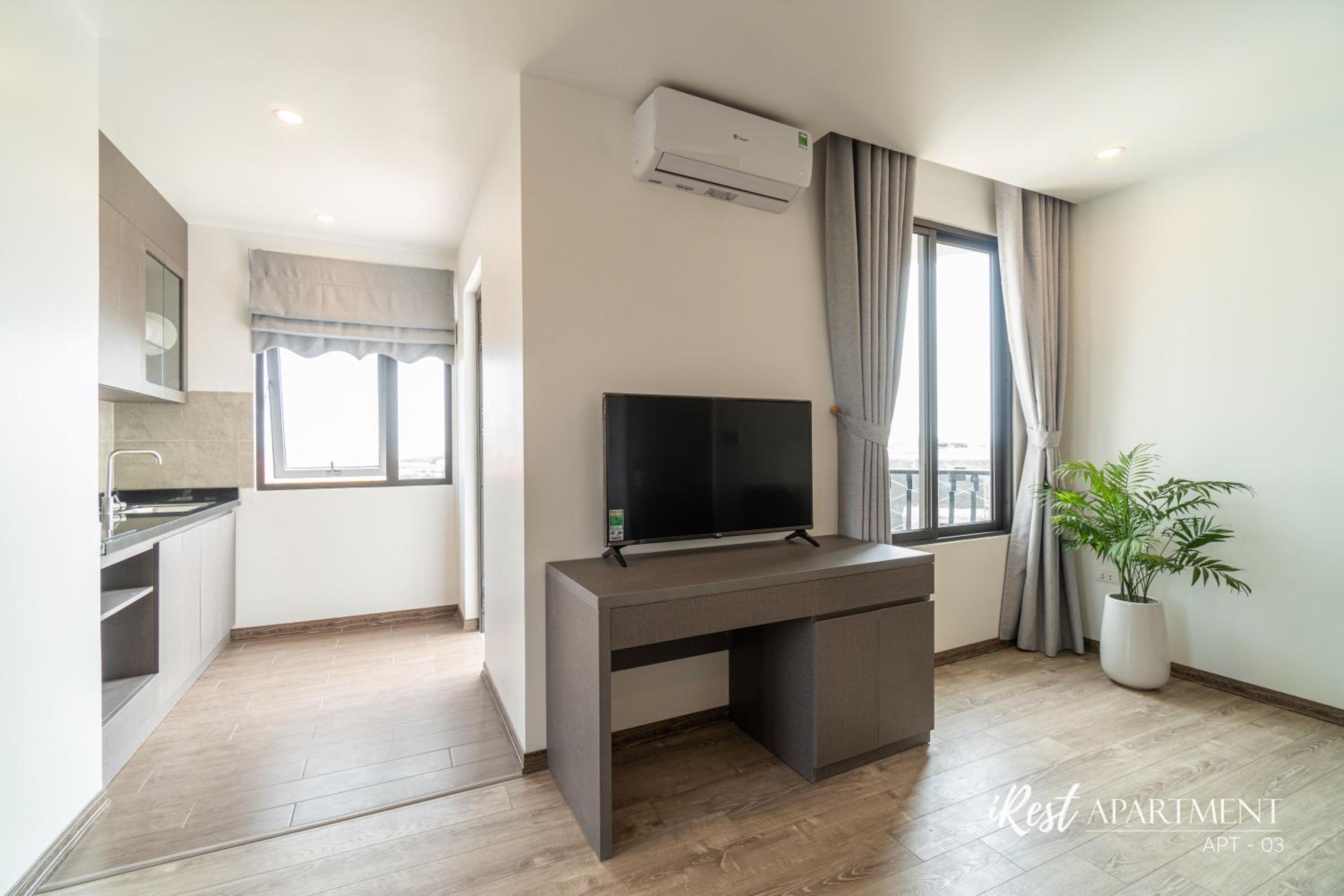 One-Bedroom Apartment - Photo 6