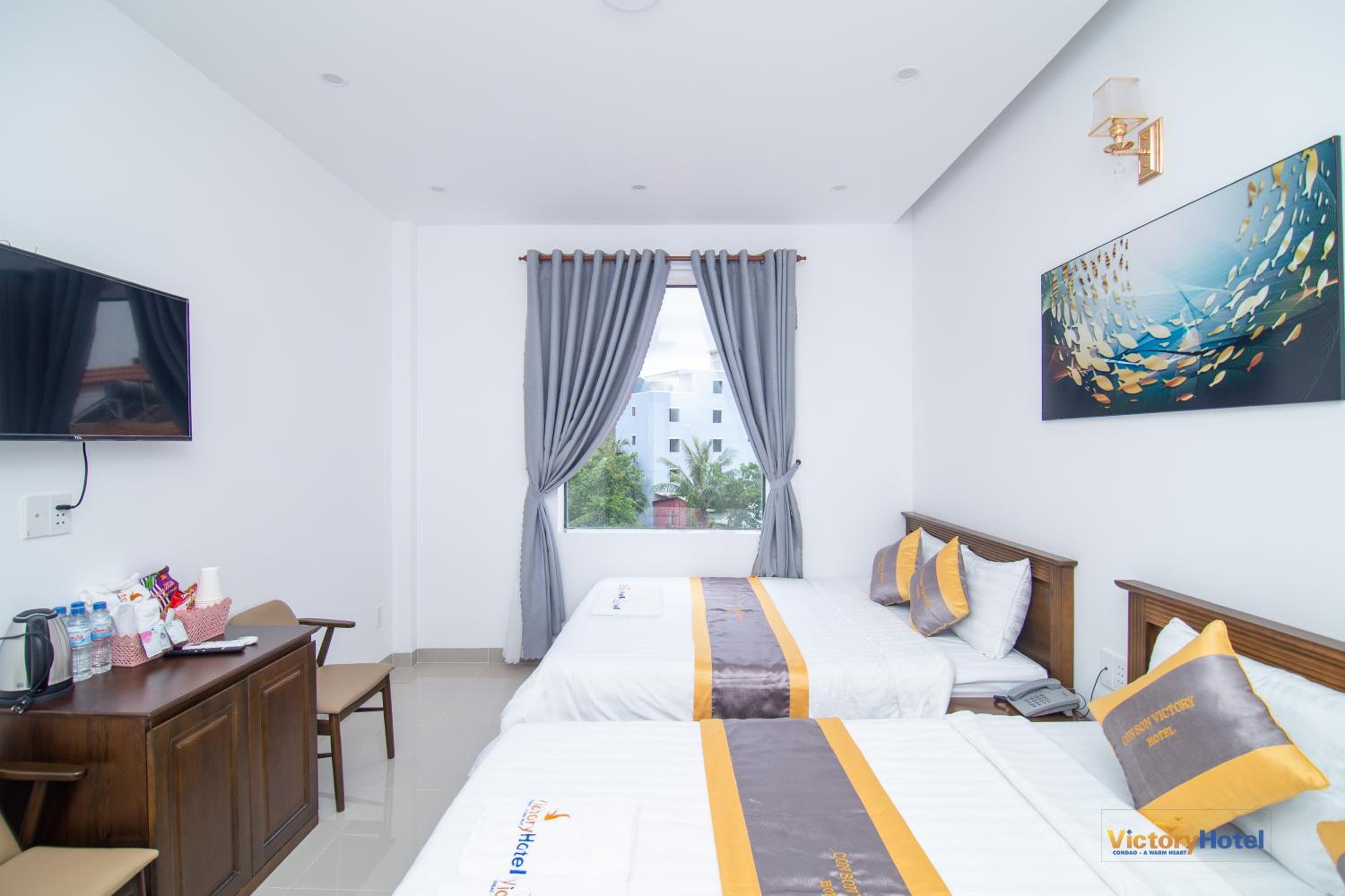 Superior Quadruple Room - Photo 4