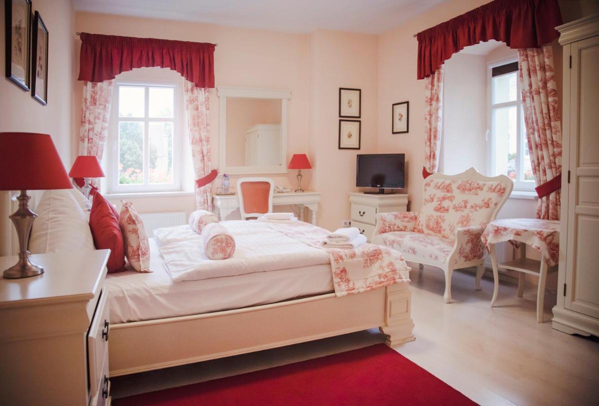 Standard Double/Twin Room