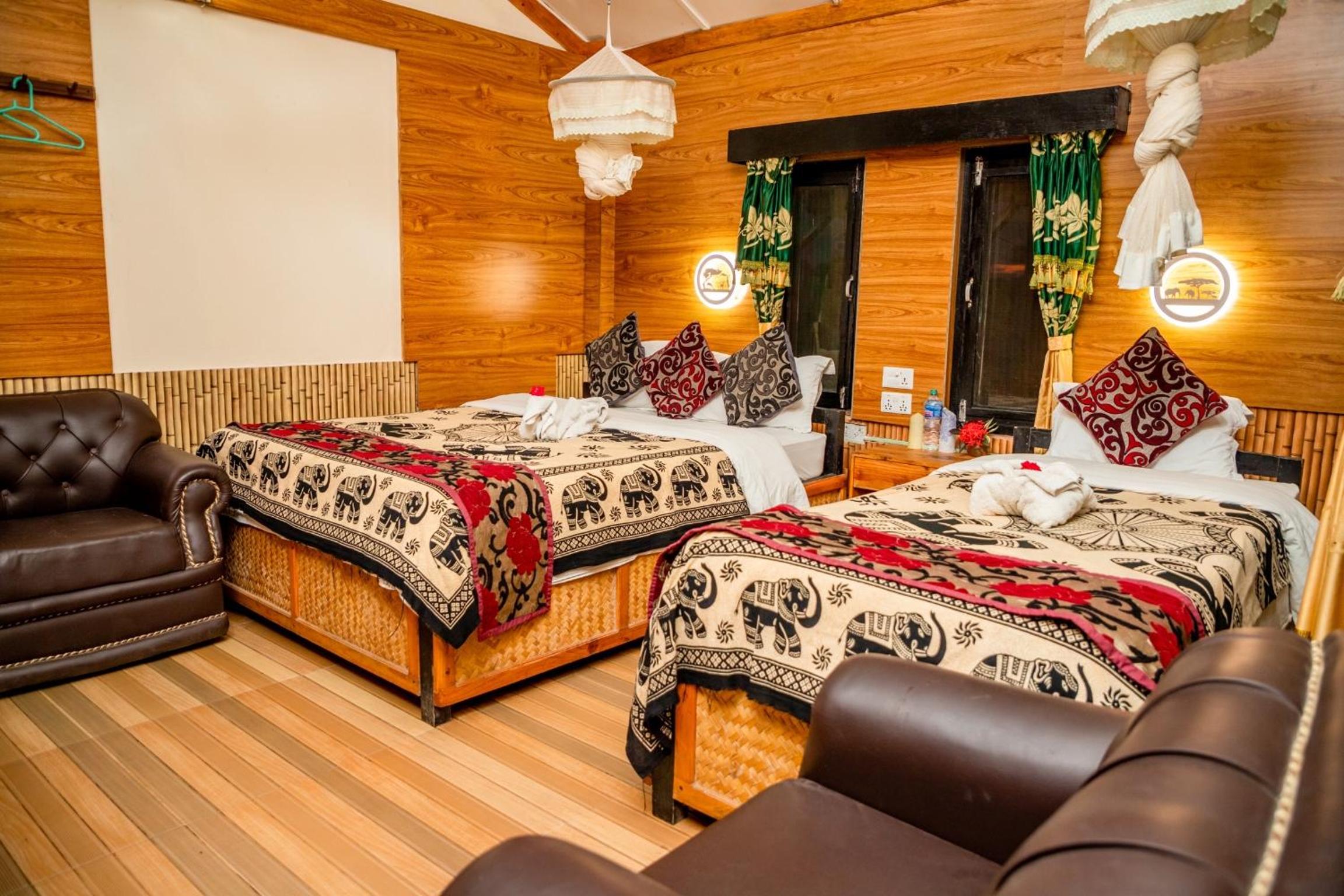 Deluxe Family Room - Photo 7