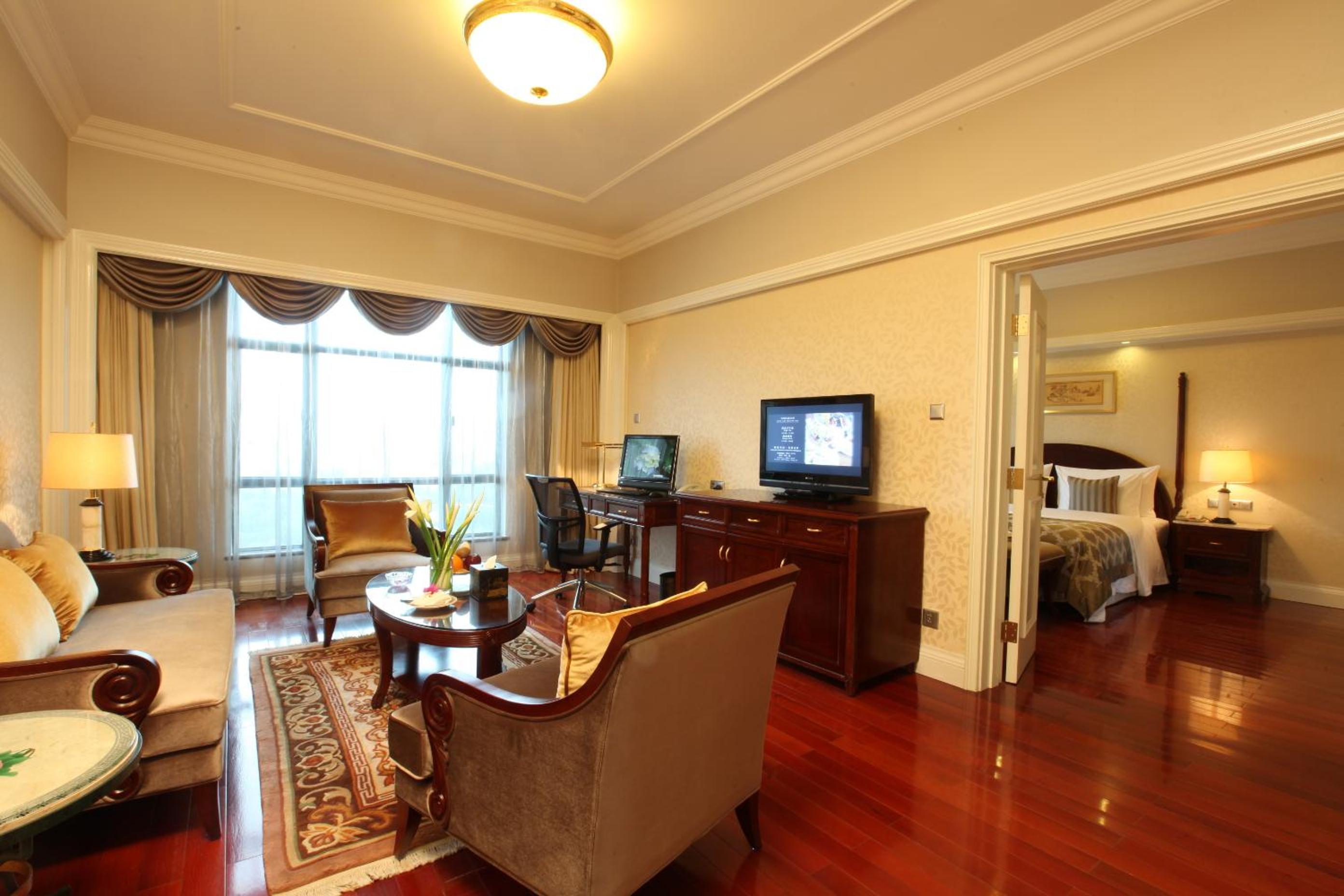 Executive Suite