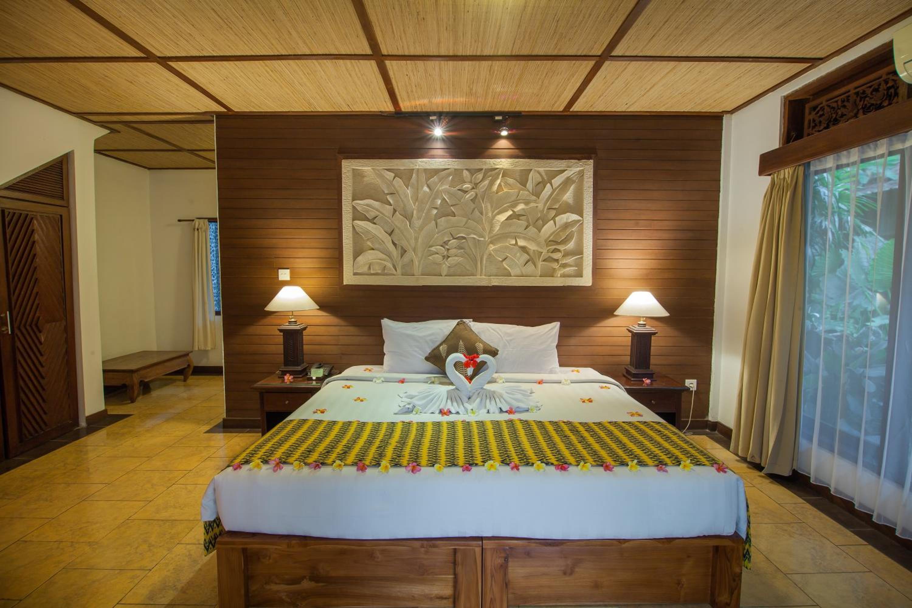 Superior Double or Twin Room - Photo 17