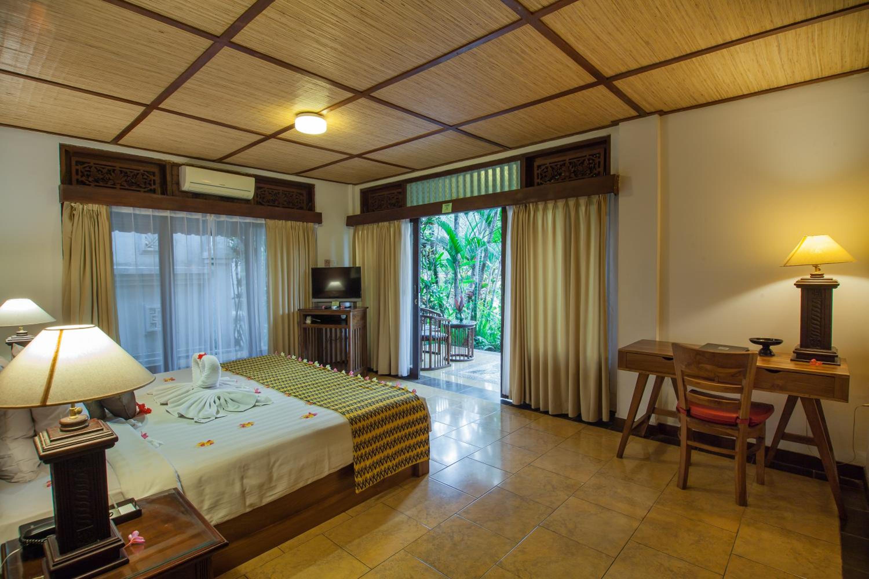 Superior Double or Twin Room - Photo 20