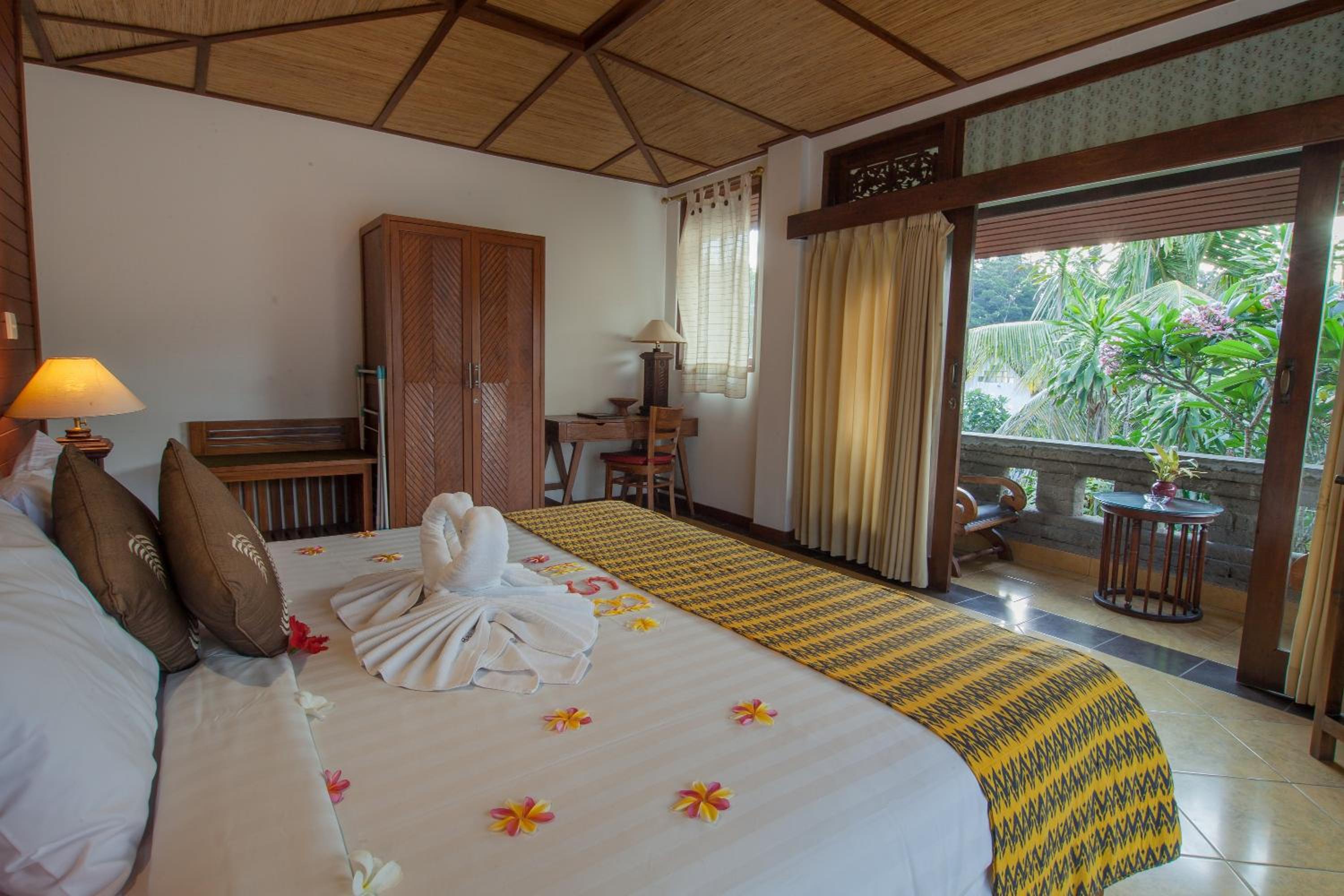 Superior Double or Twin Room - Photo 12
