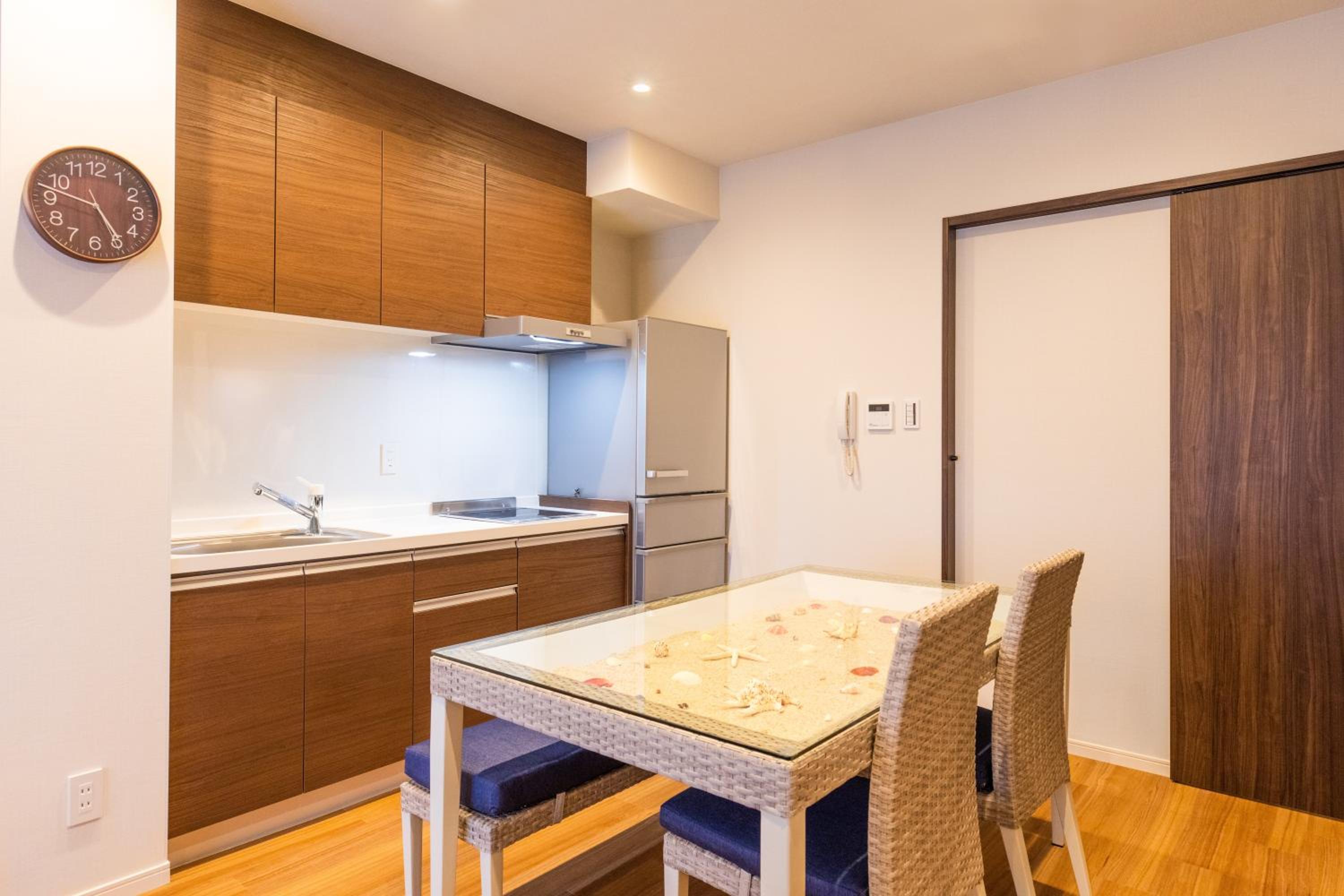 Standard Family Room - Photo 10