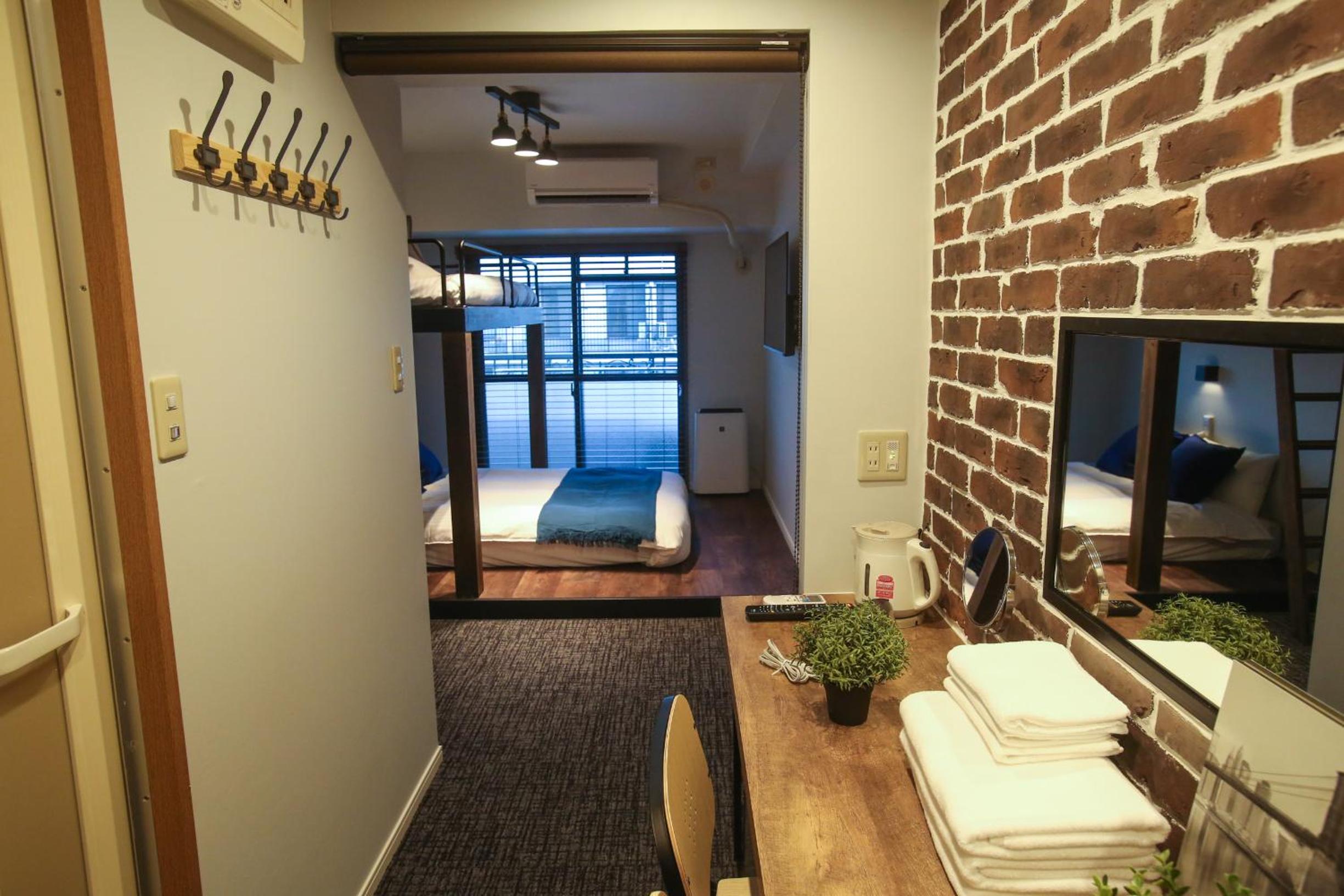 Studio Apartment - Photo 11