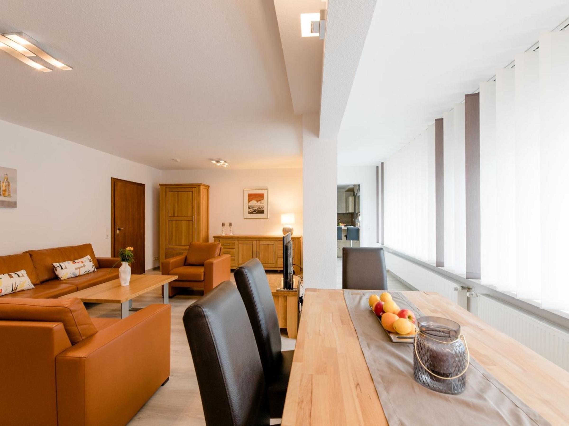 Three-Bedroom Premium Apartment with Balcony photo 1
