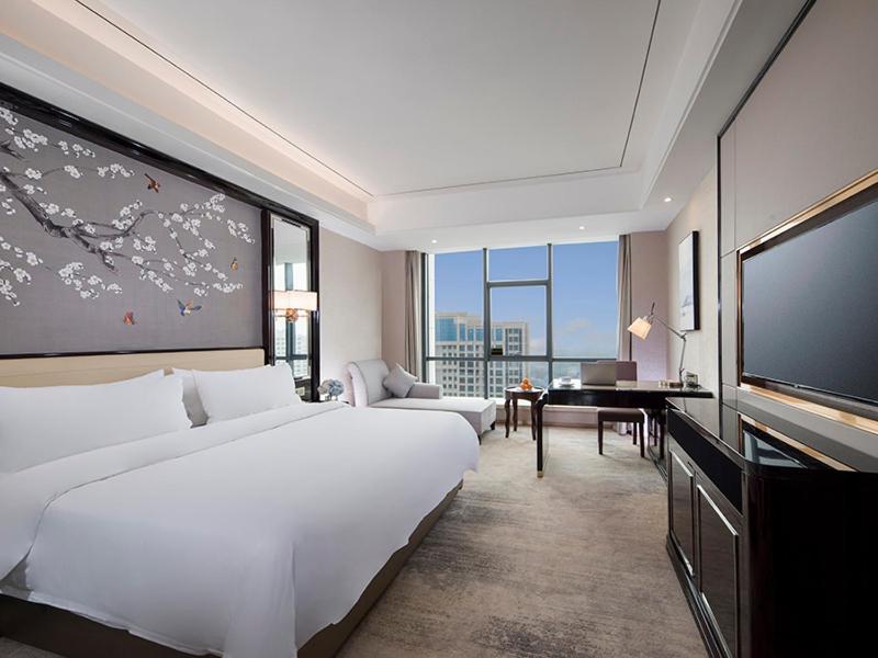 Superior King Room photo 2