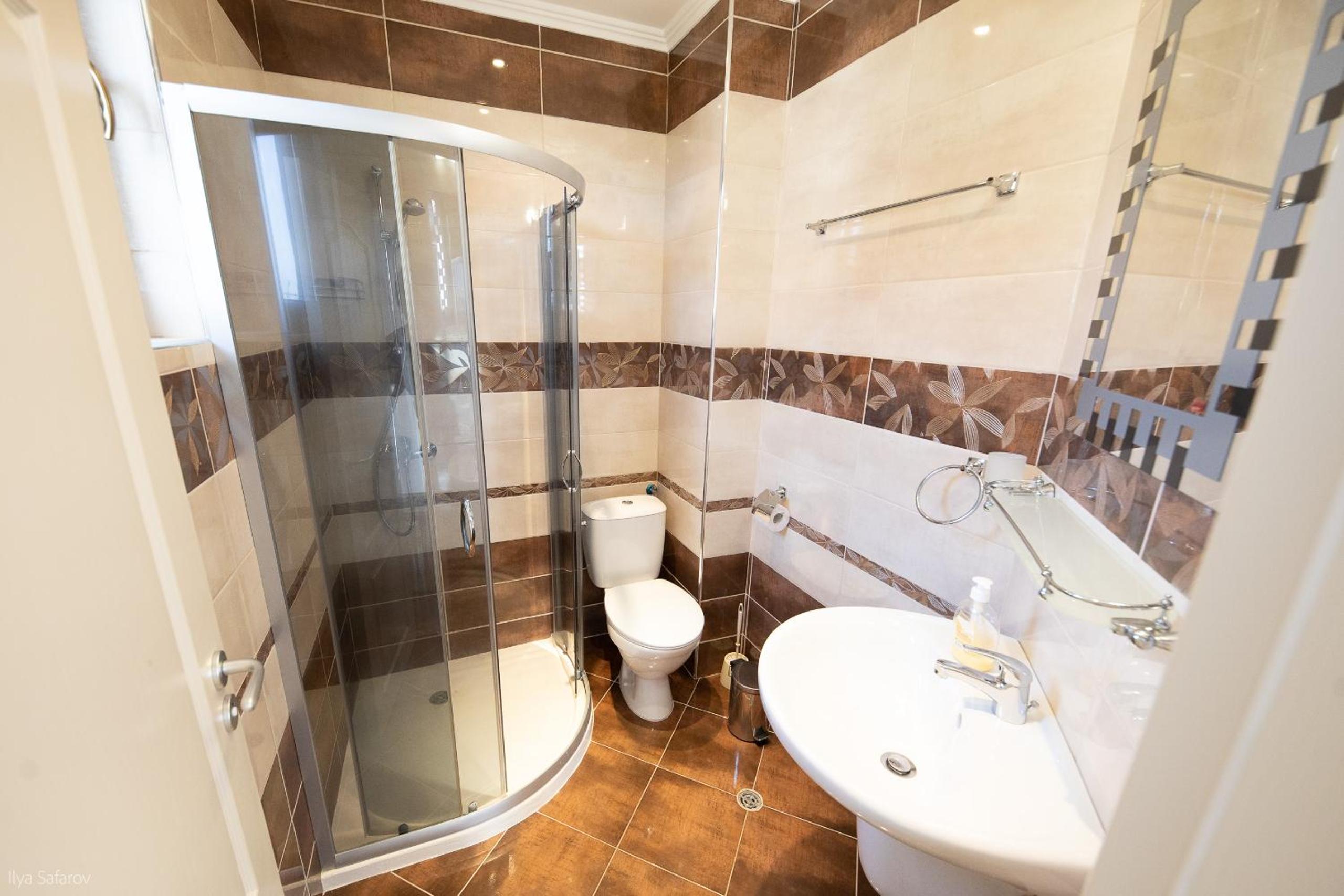 Three-Bedroom Villa photo 2