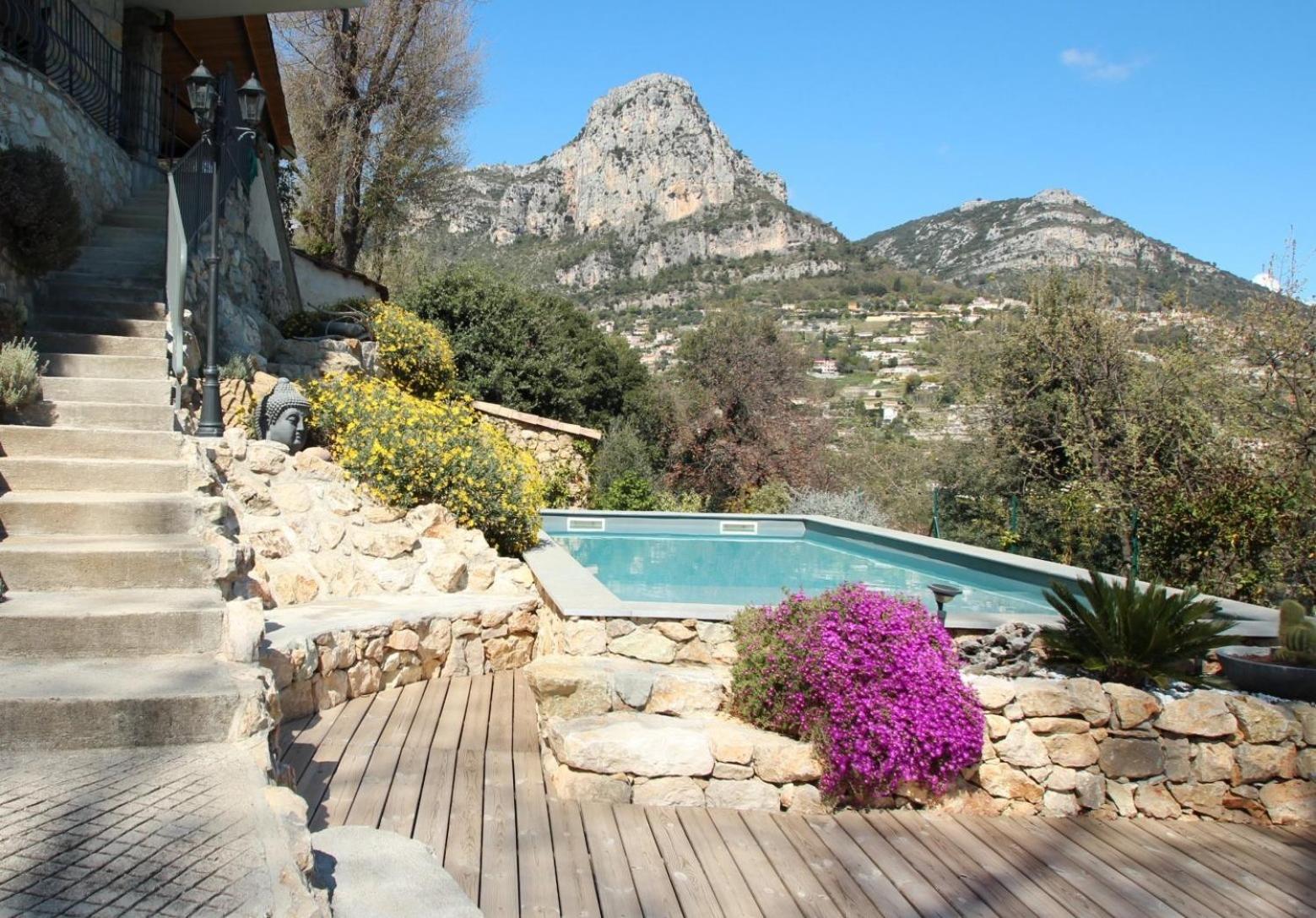 King Room with Mountain View