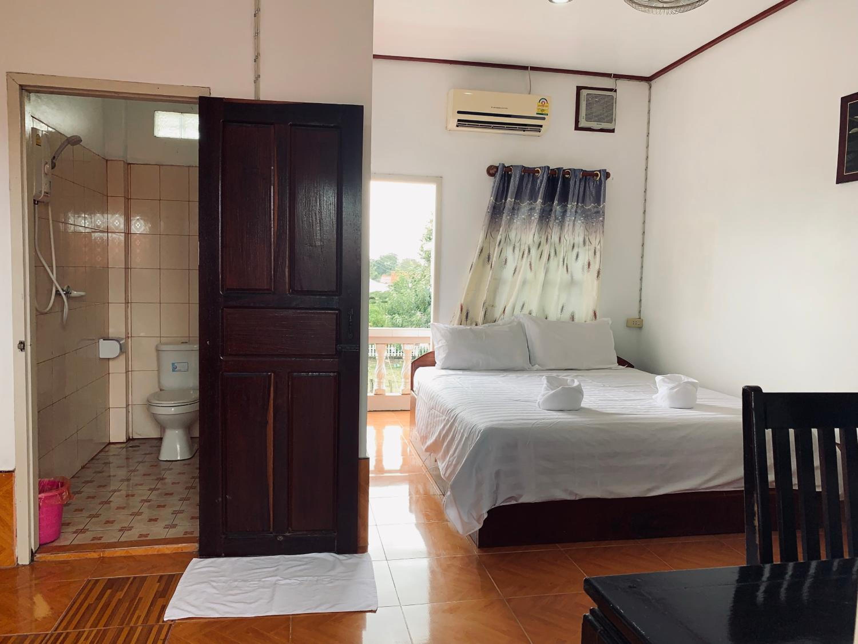 Standard Double Room - Photo 6