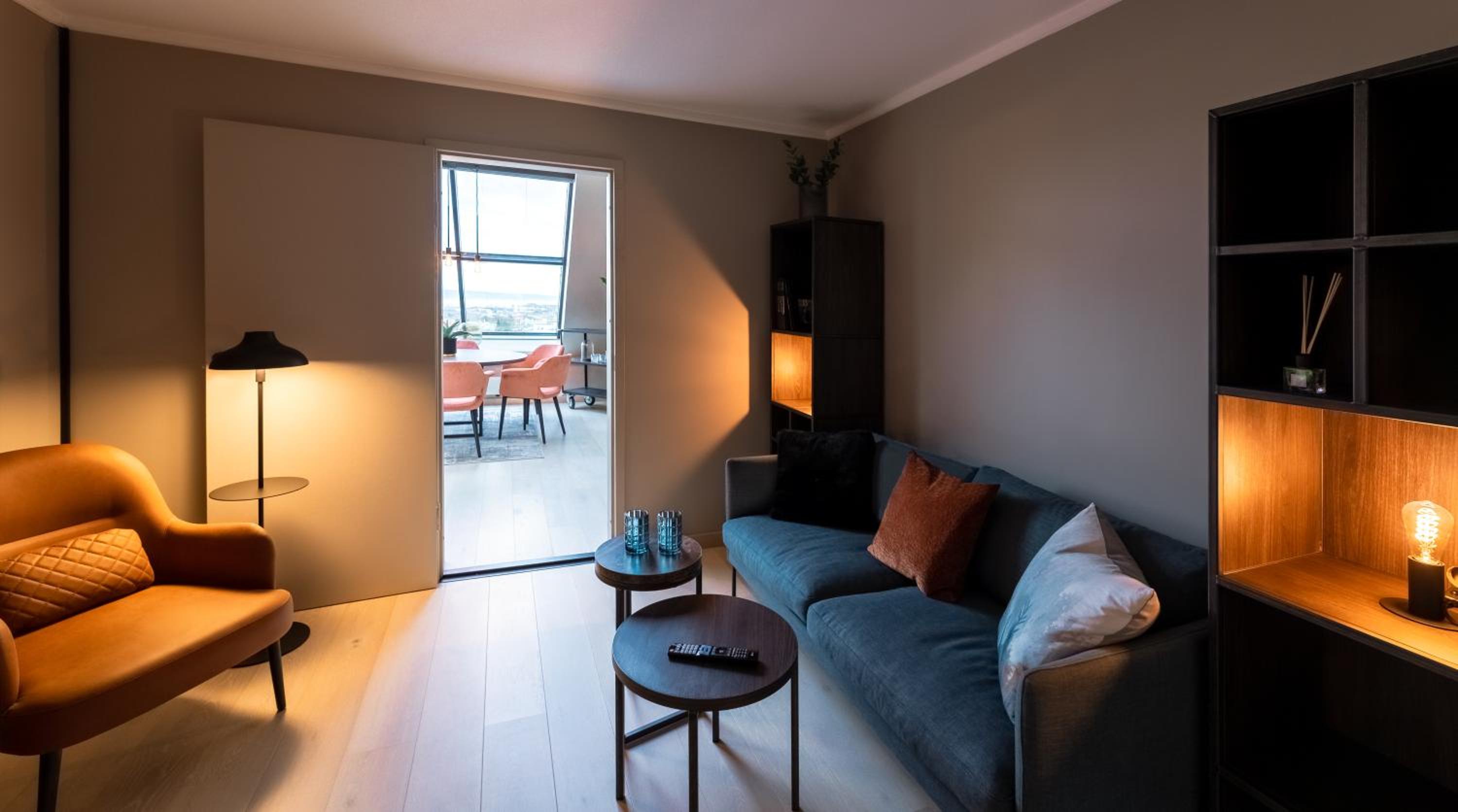 Suite - Photo 2