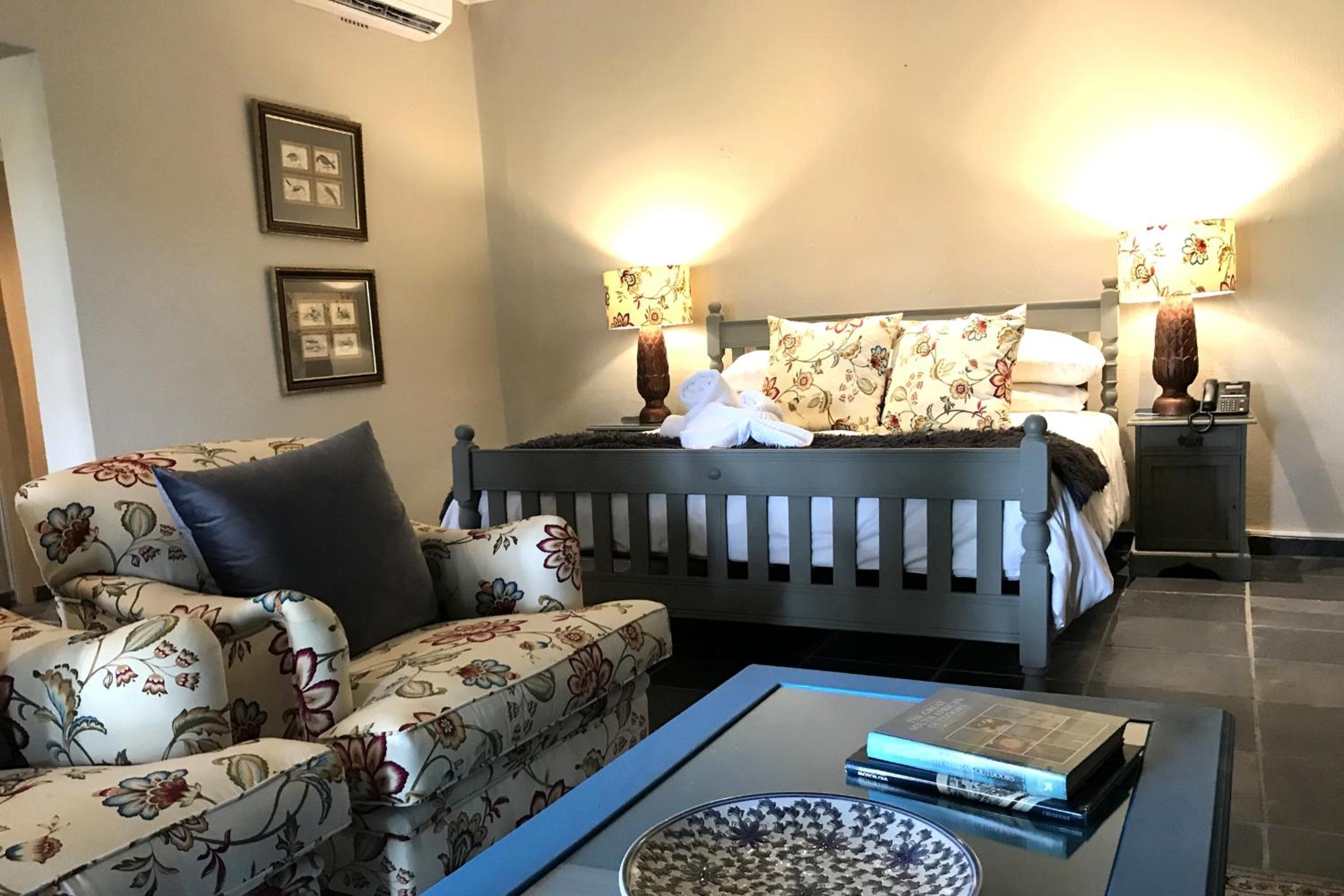 Executive Family Room - Photo 1