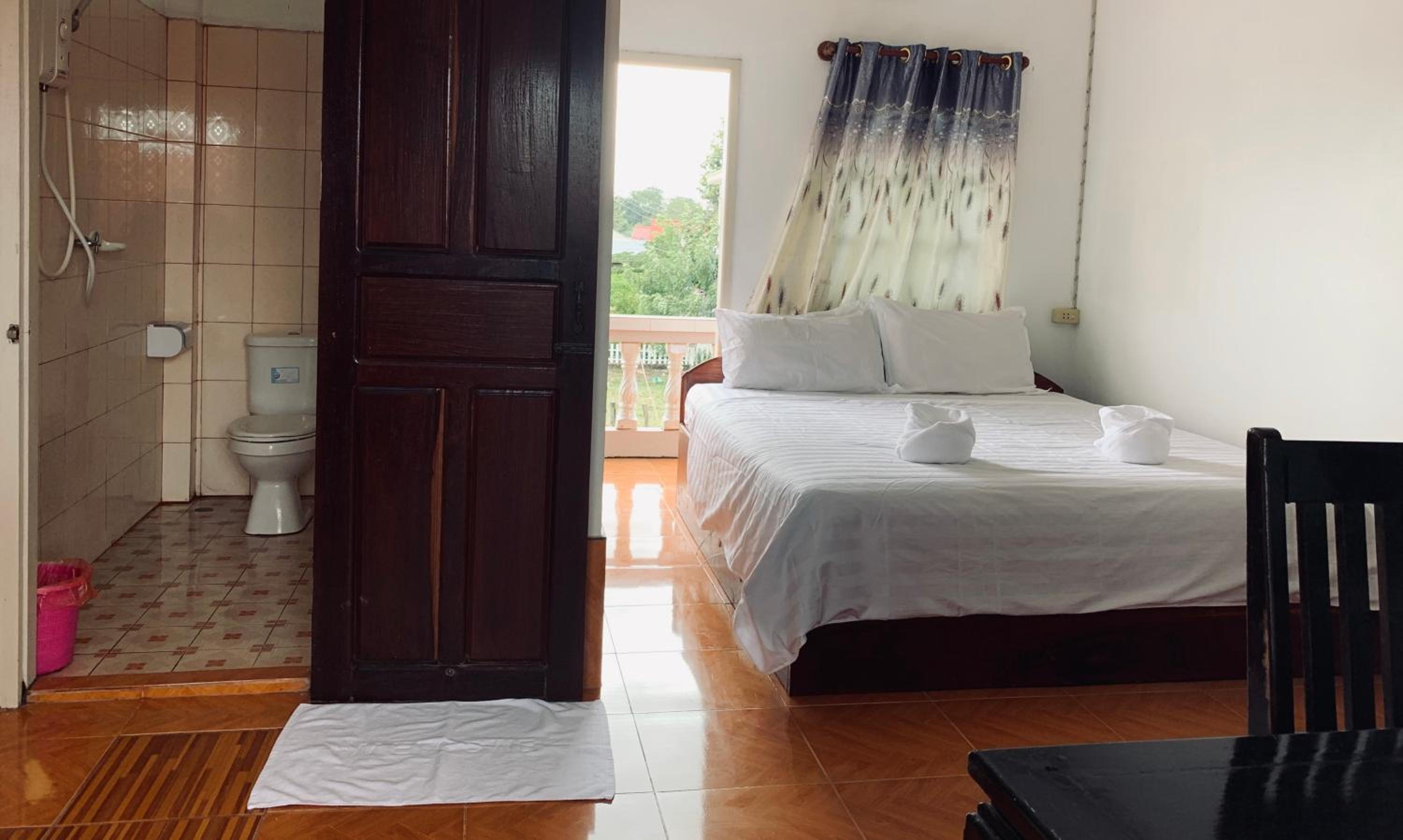 Standard Double Room with Fan - Photo 1