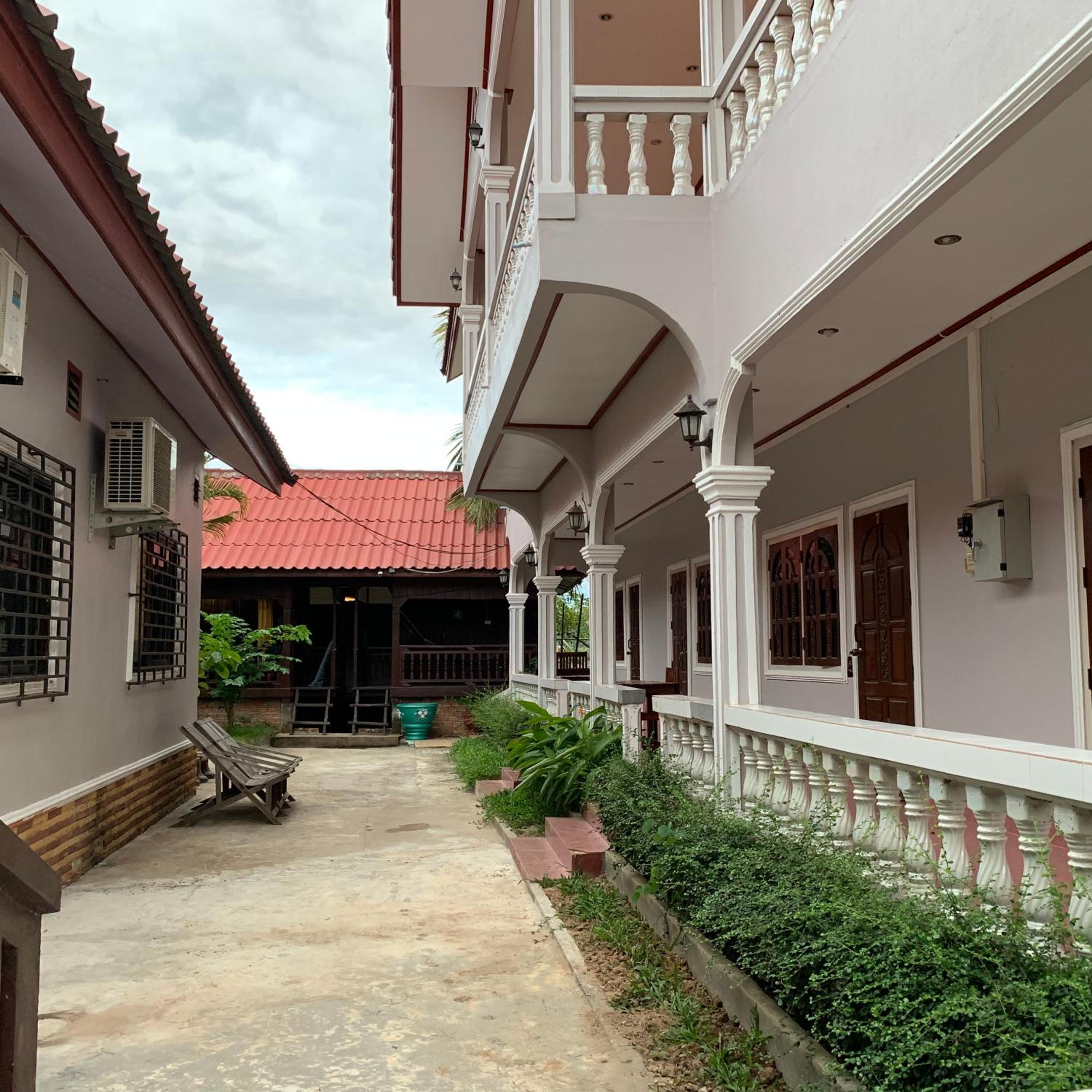 Standard Double Room with Fan - Photo 11