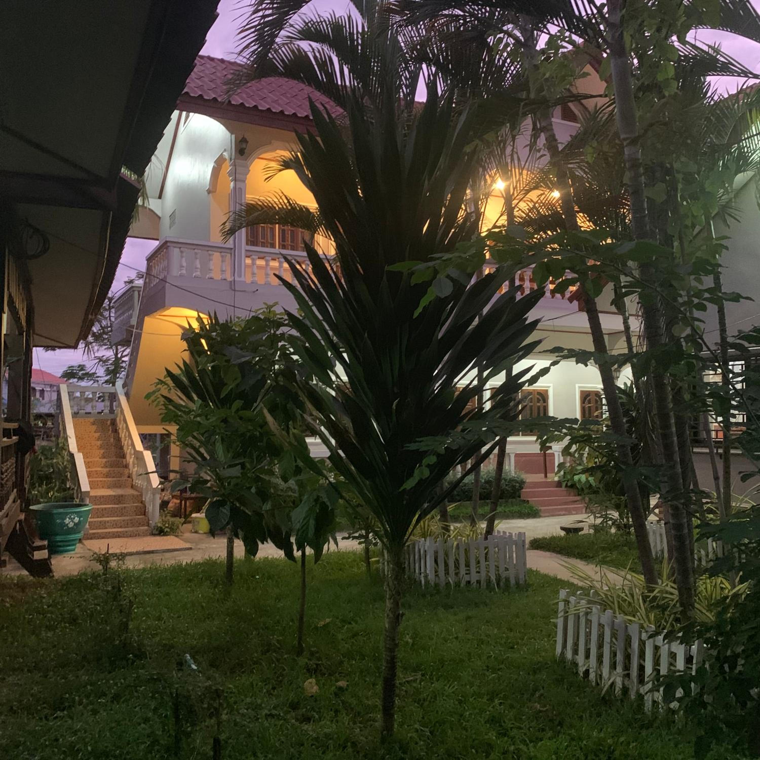 Standard Double Room with Fan - Photo 10
