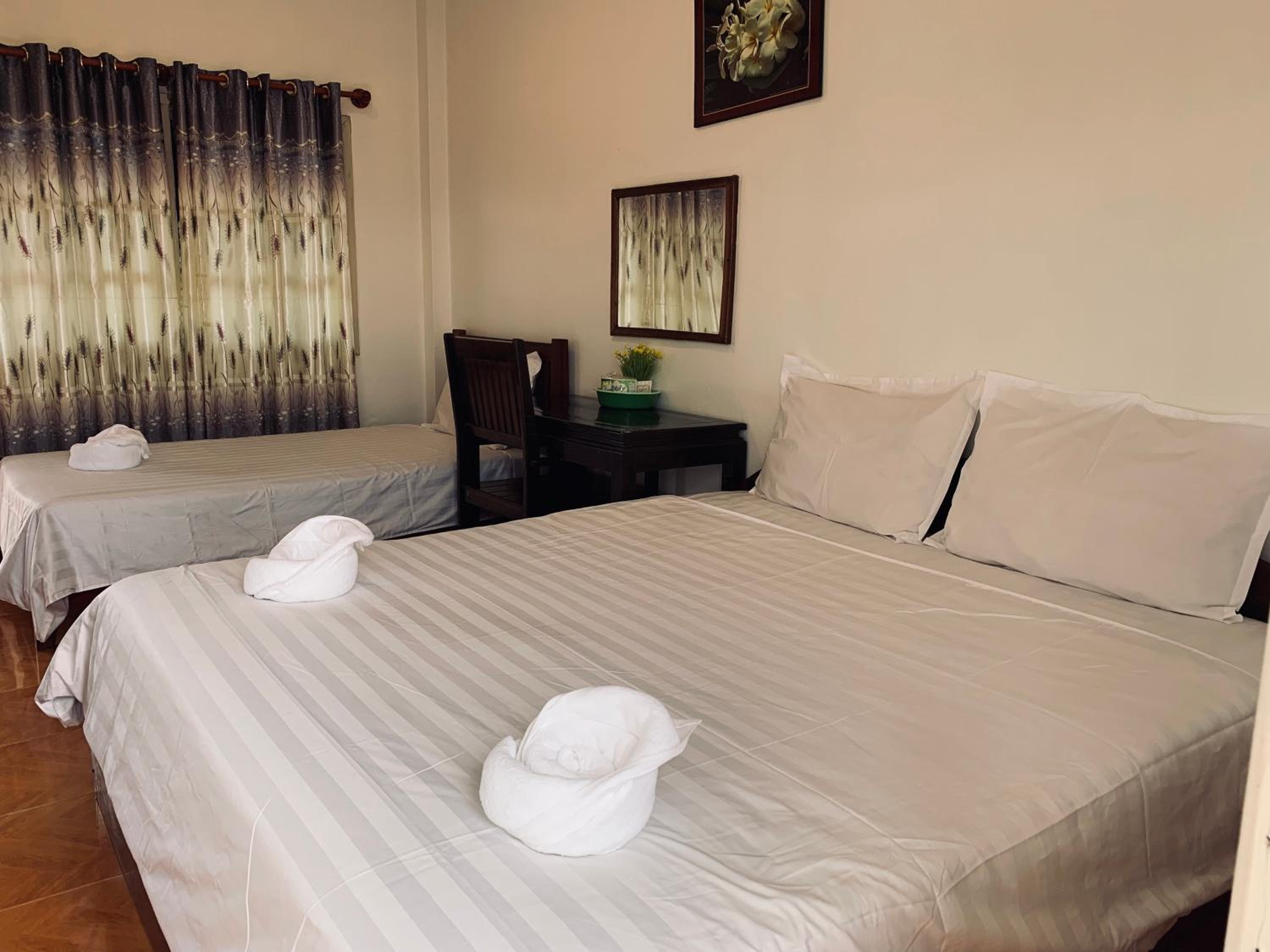 Triple Room - Photo 8