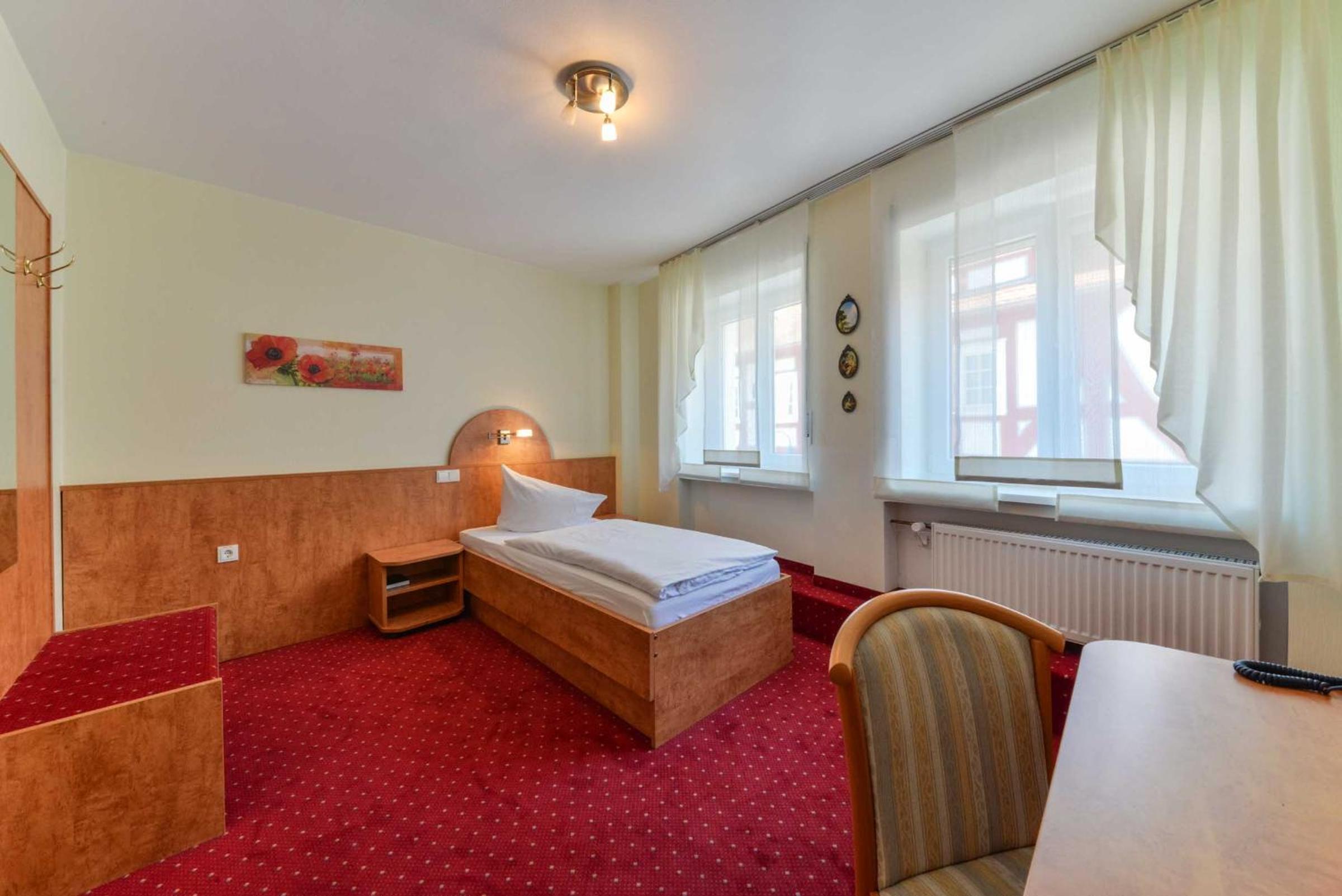 Single Room photo 3