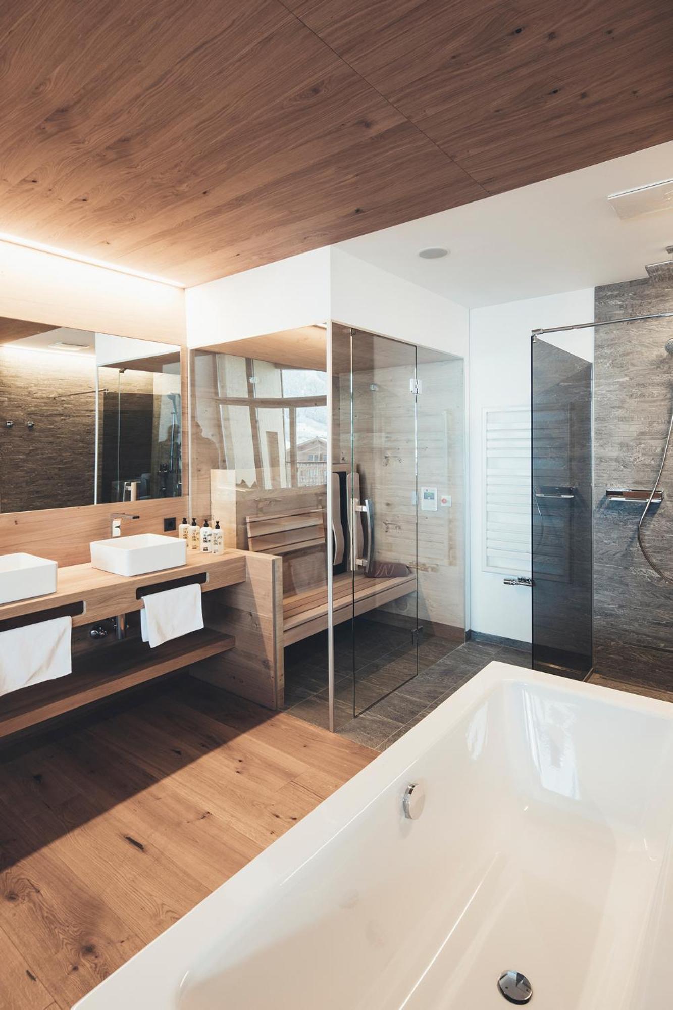 Suite with Sauna - Photo 4