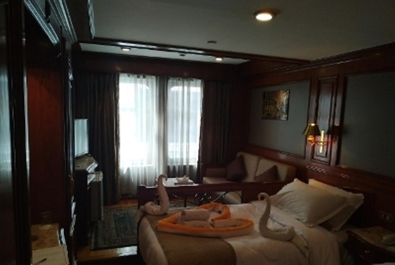 Double or Twin Room with Private Bathroom