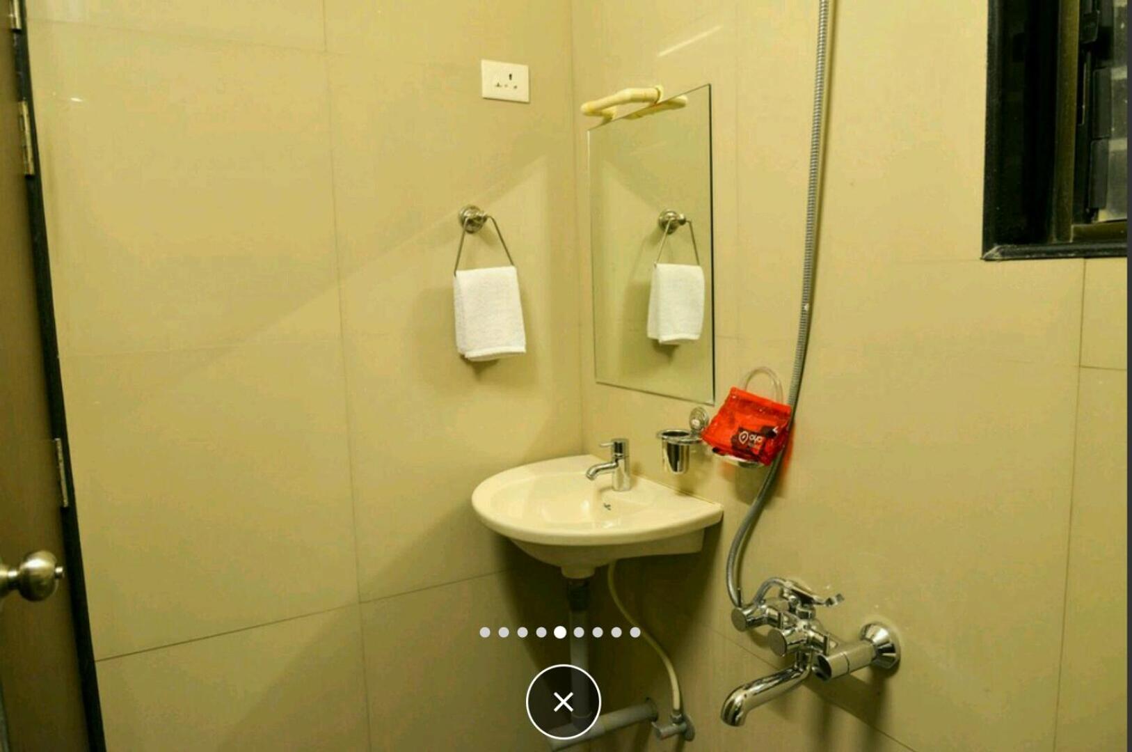 Standard Double Room - Photo 6