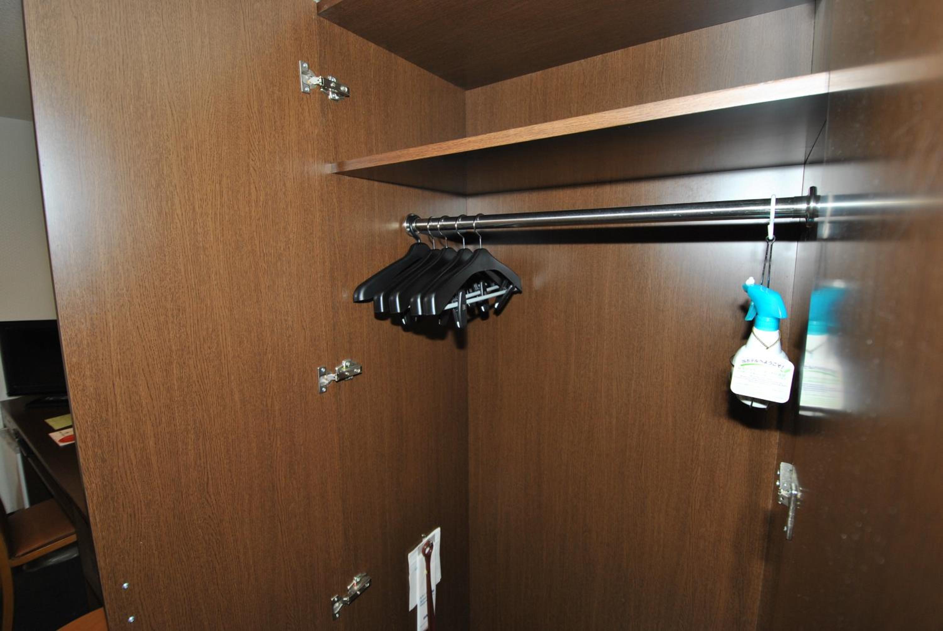 Twin Room - Non-Smoking - Photo 3