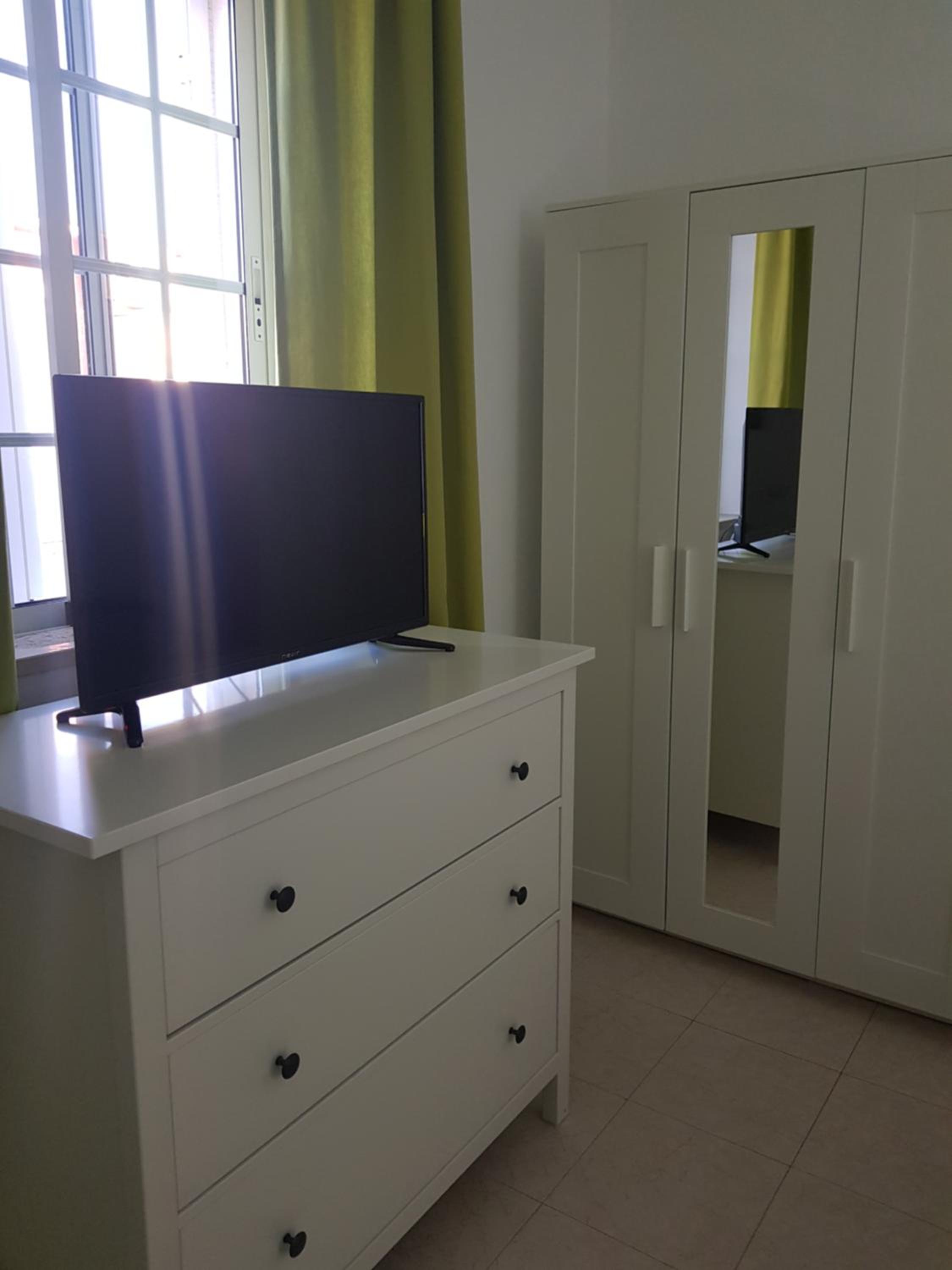 Twin Room - Photo 1